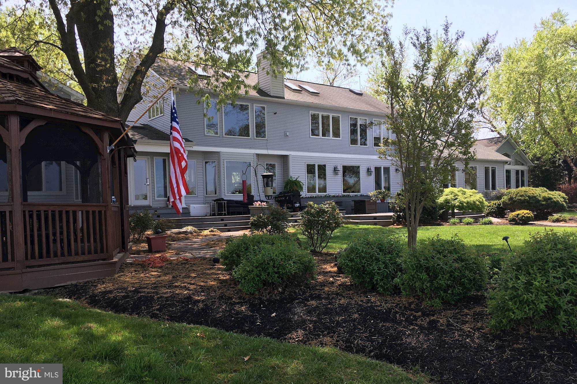 SHADY SIDE - Residential