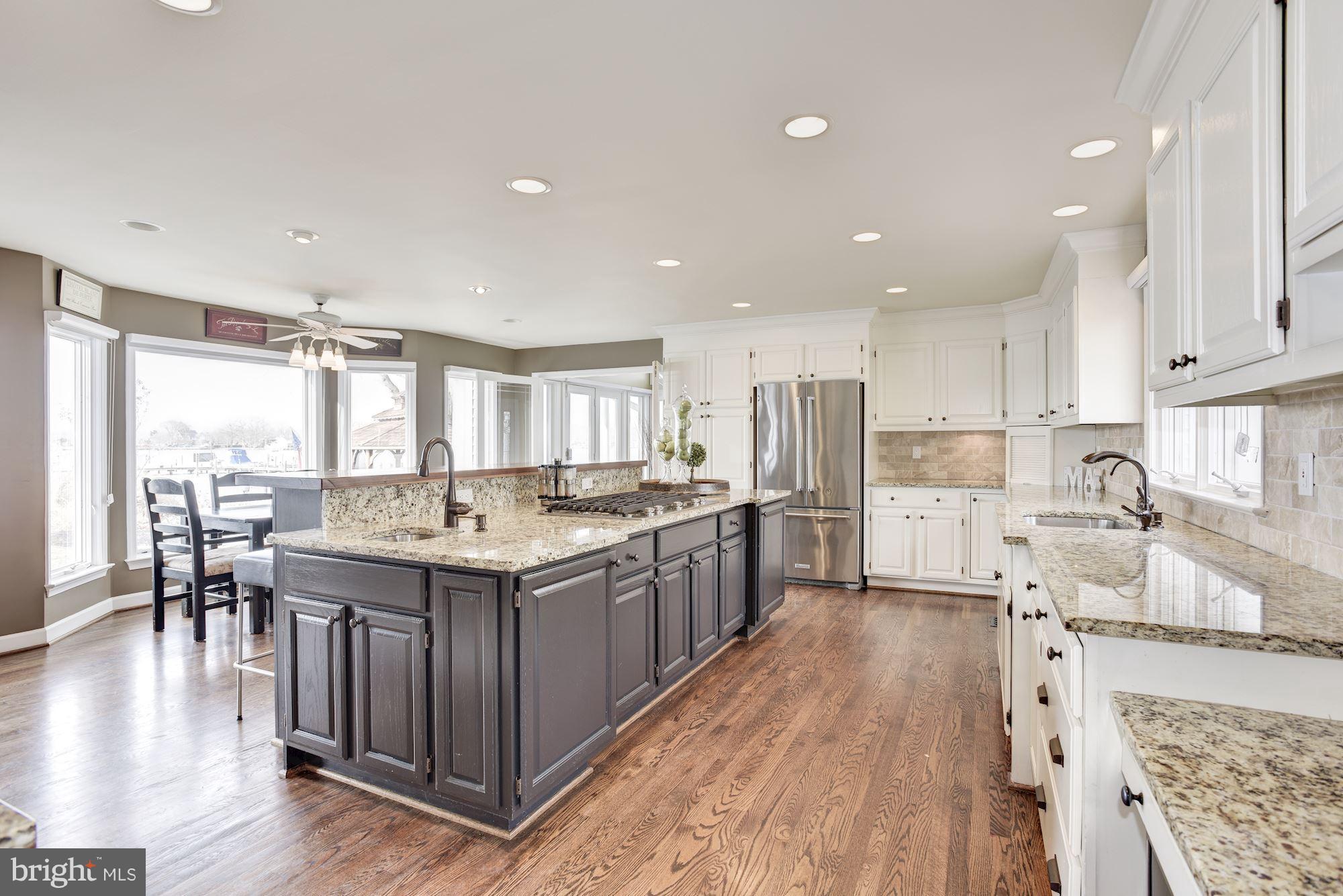 SHADY SIDE - Residential