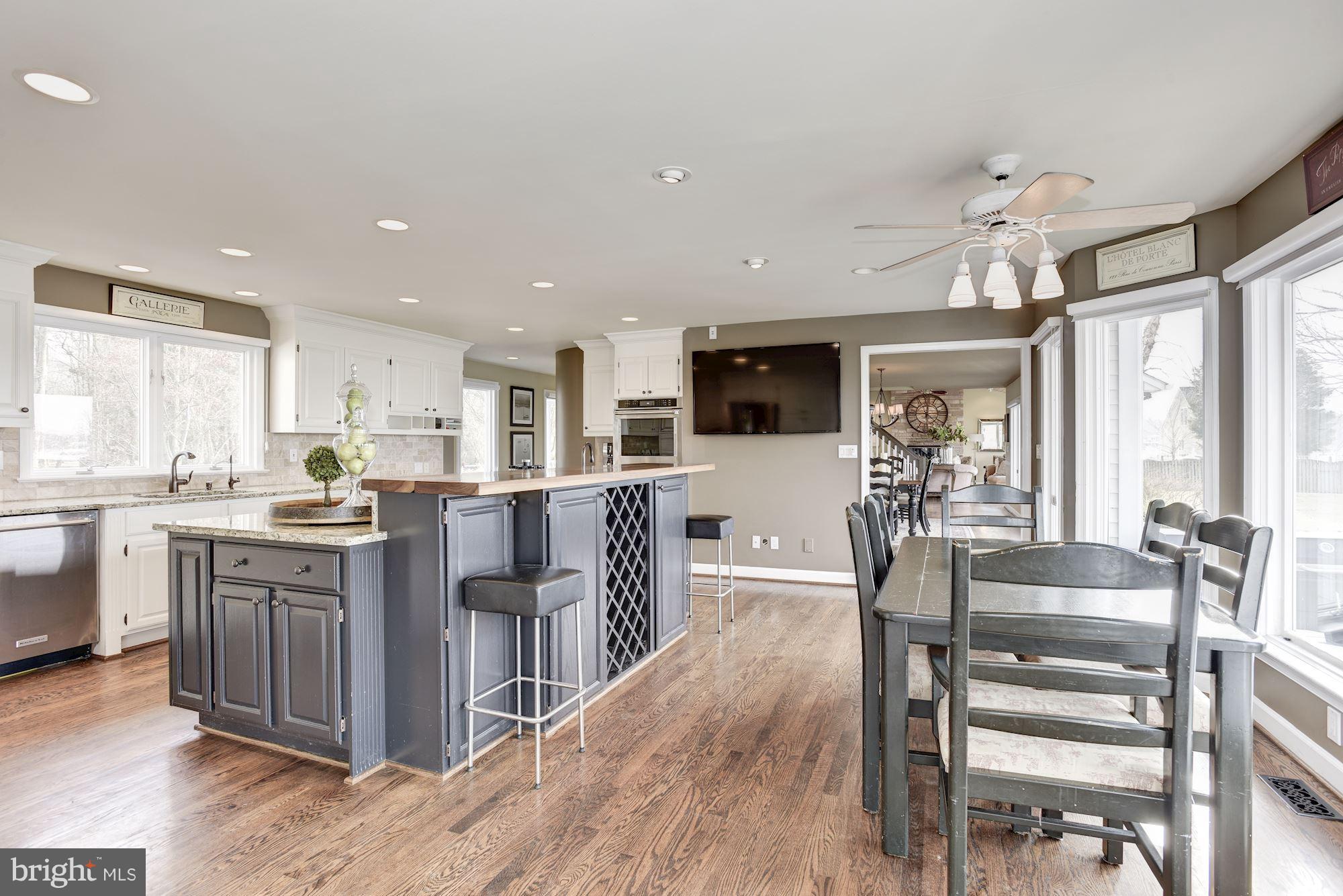 SHADY SIDE - Residential