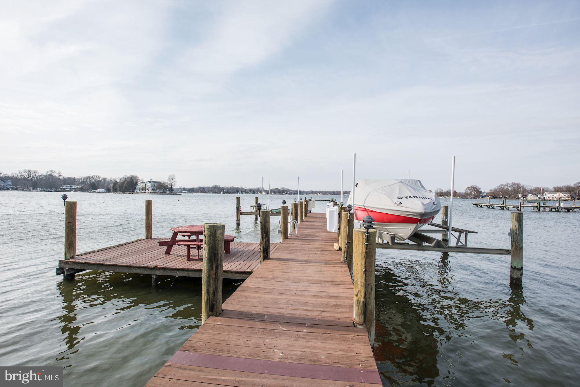 SHADY SIDE - Residential