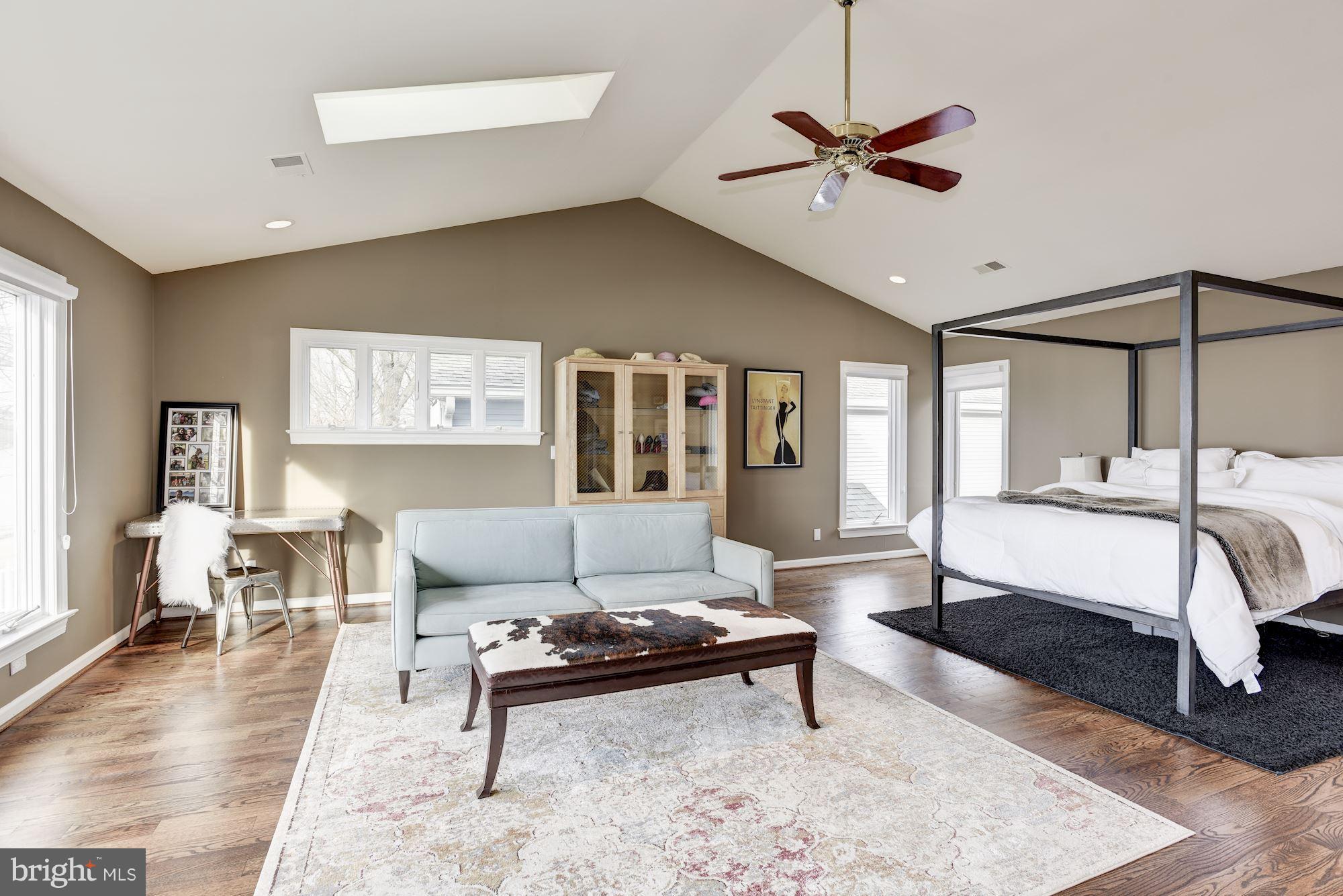 SHADY SIDE - Residential