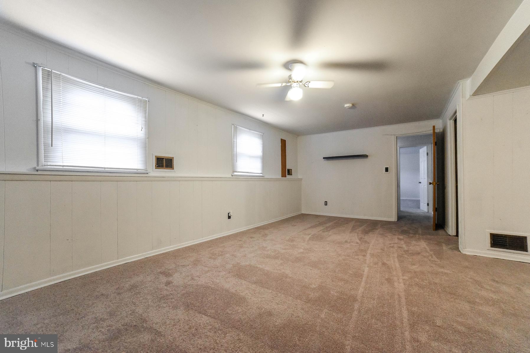 SPRING VALLEY - Residential