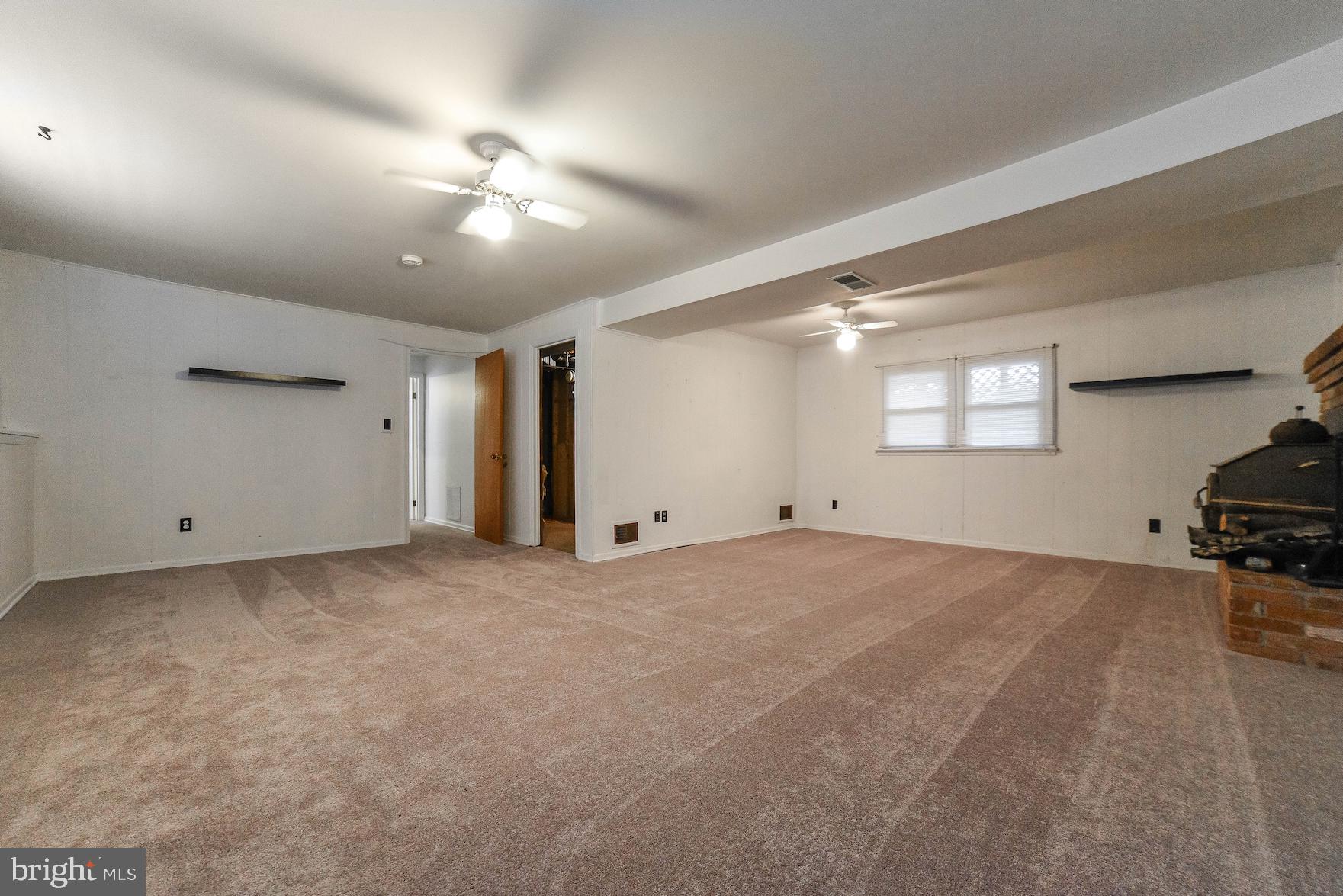 SPRING VALLEY - Residential