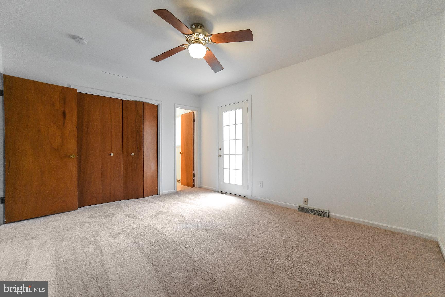 SPRING VALLEY - Residential