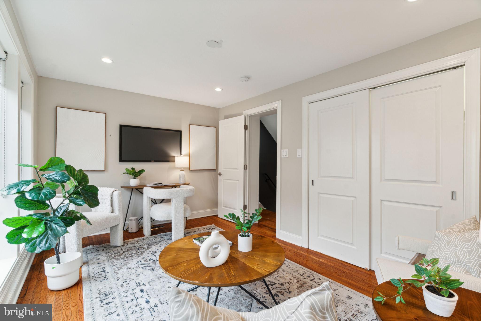 FITLER SQUARE - Residential