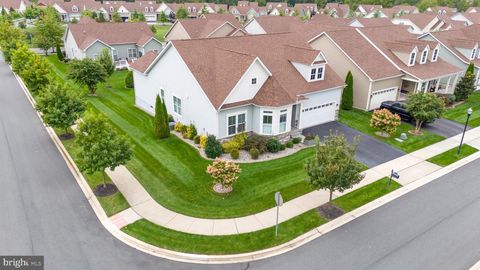 Photo of 515 Barrymore Pky Pkwy, MIDDLETOWN, DE 19709 (MLS # DENC2090258)
