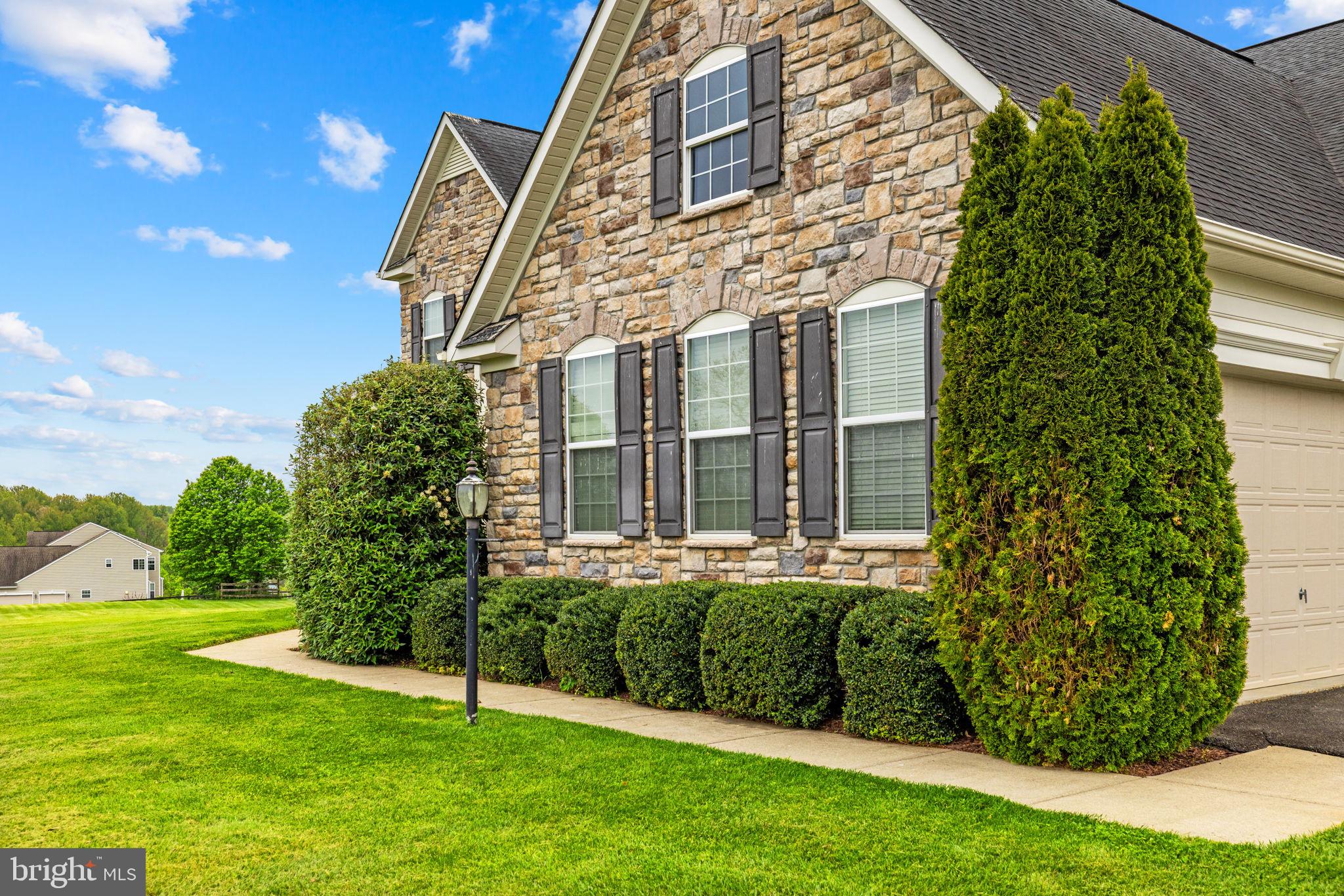RESERVES AT WHEATLANDS - Residential