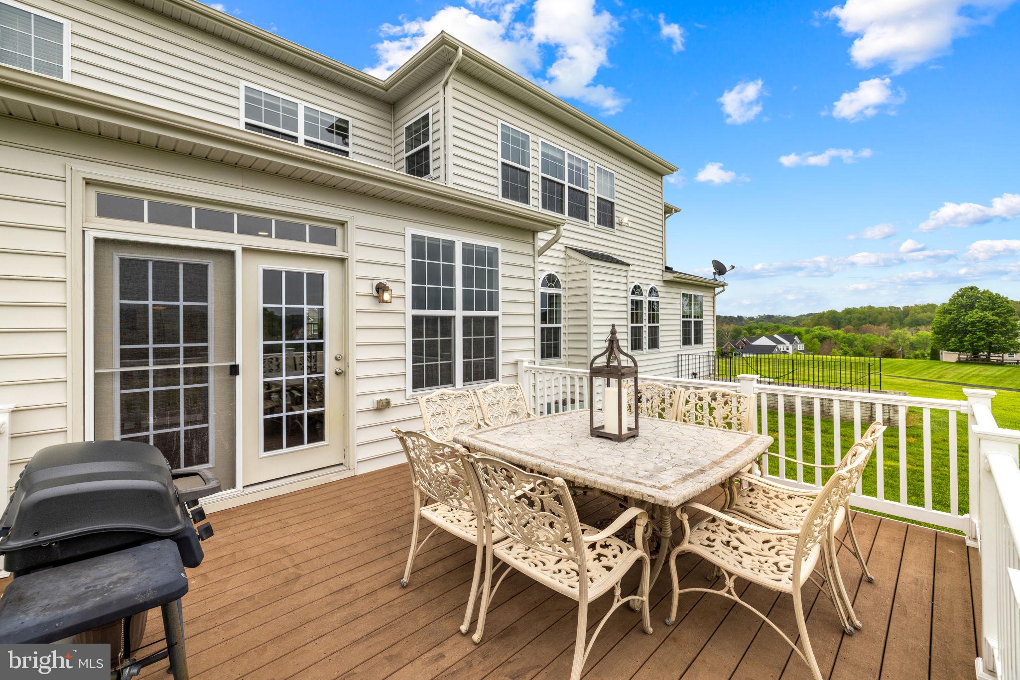 RESERVES AT WHEATLANDS - Residential