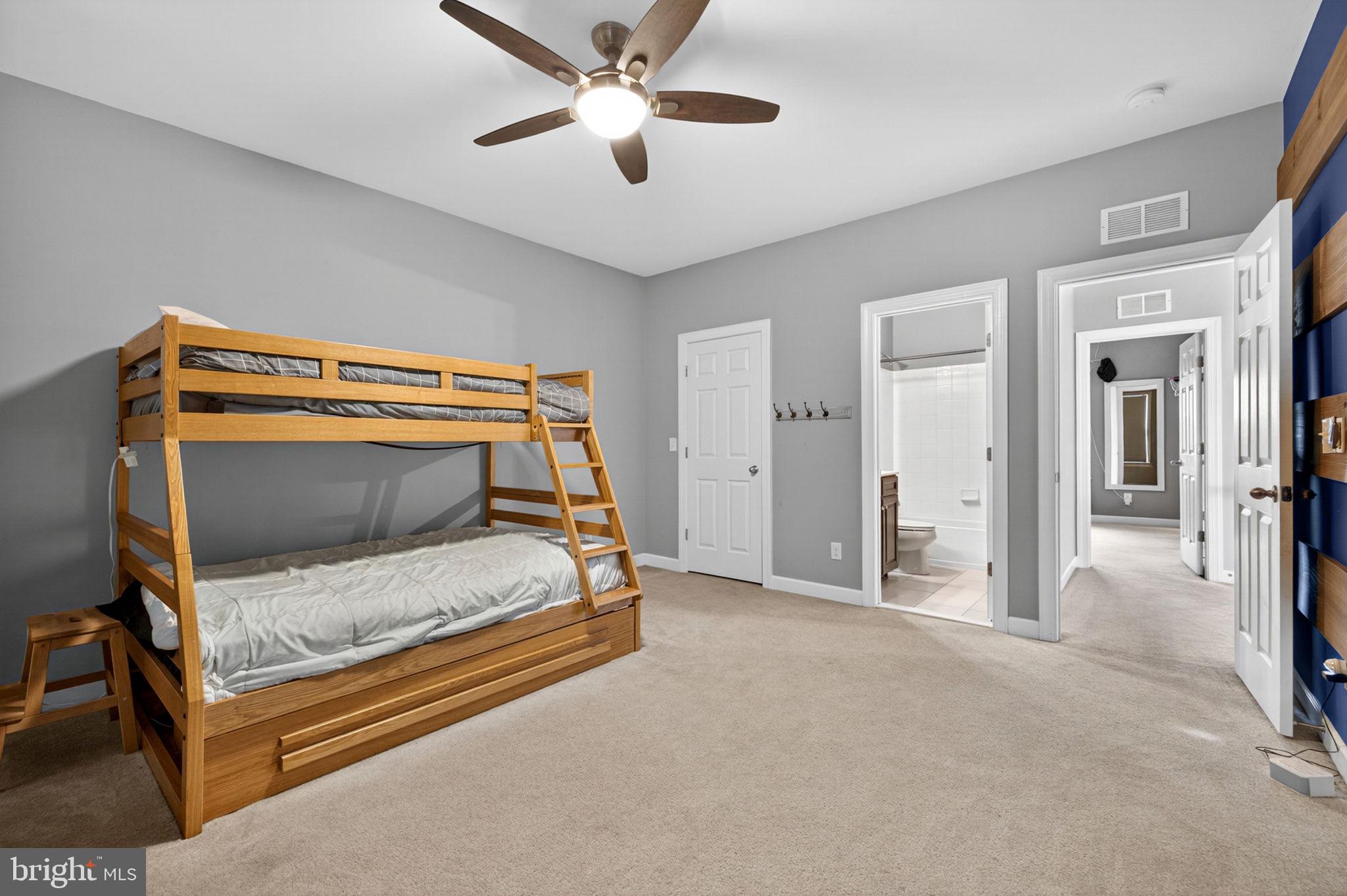 RESERVES AT WHEATLANDS - Residential