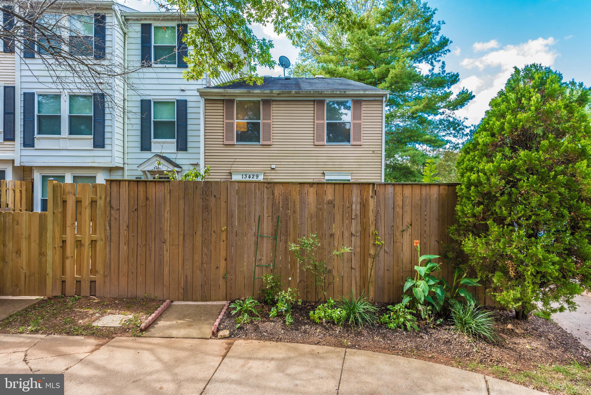 CHURCHILL TOWN SECTOR - Residential