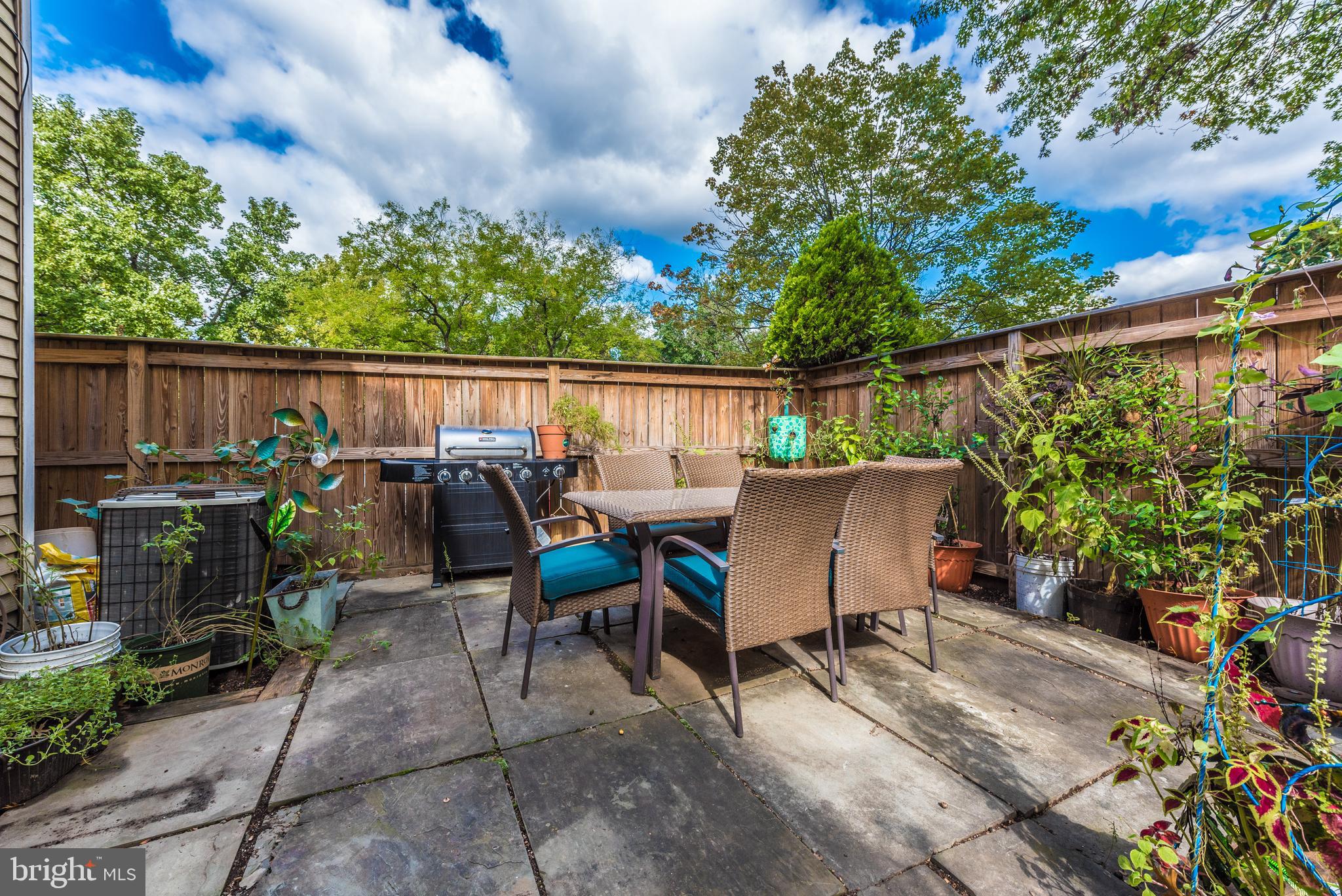 CHURCHILL TOWN SECTOR - Residential