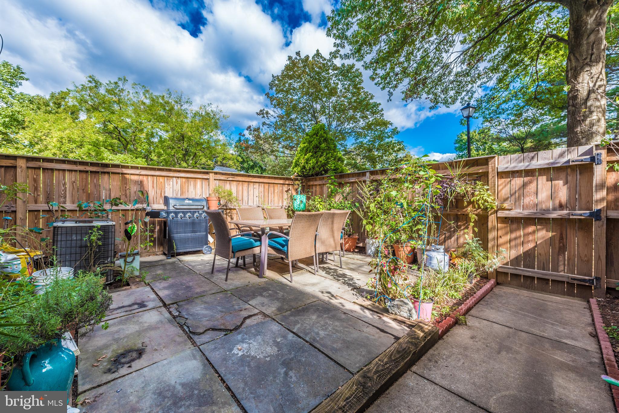 CHURCHILL TOWN SECTOR - Residential