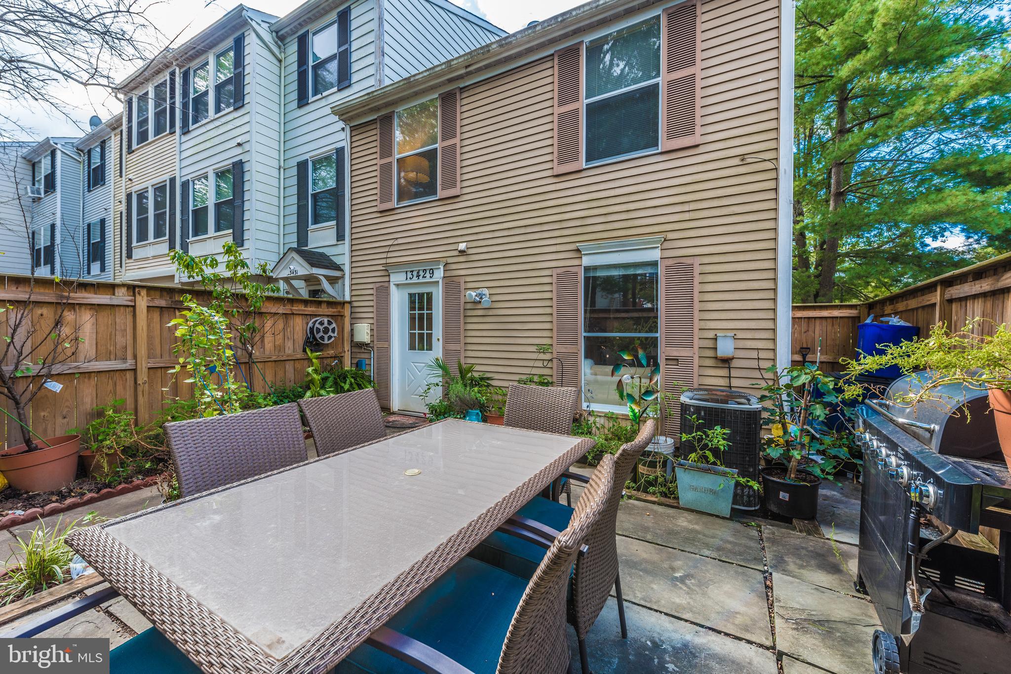 CHURCHILL TOWN SECTOR - Residential