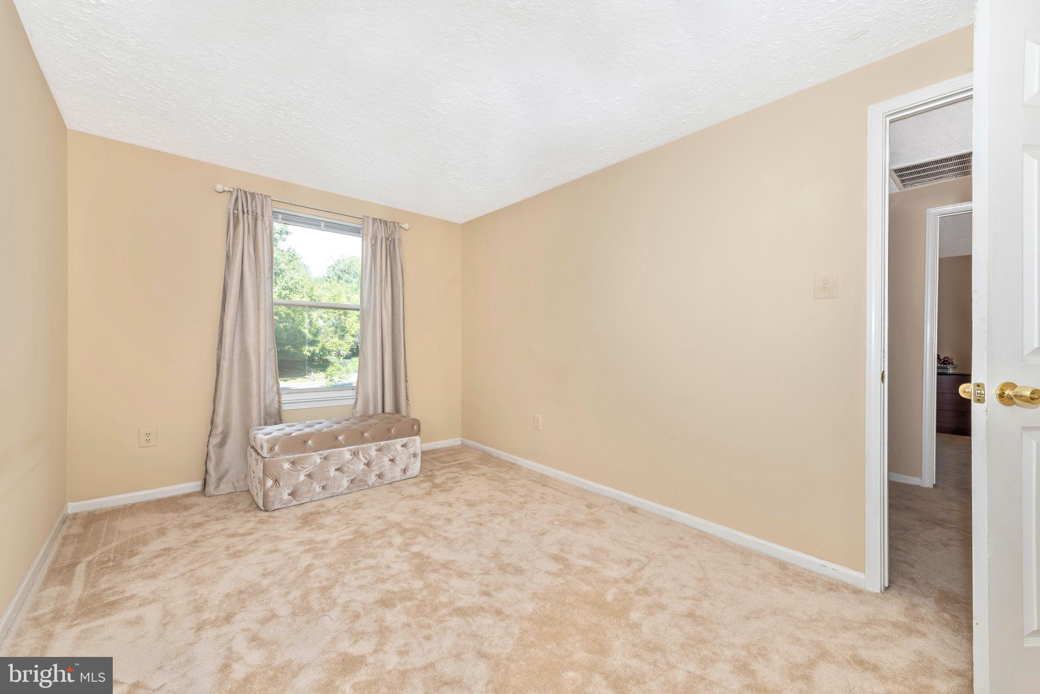 CHURCHILL TOWN SECTOR - Residential