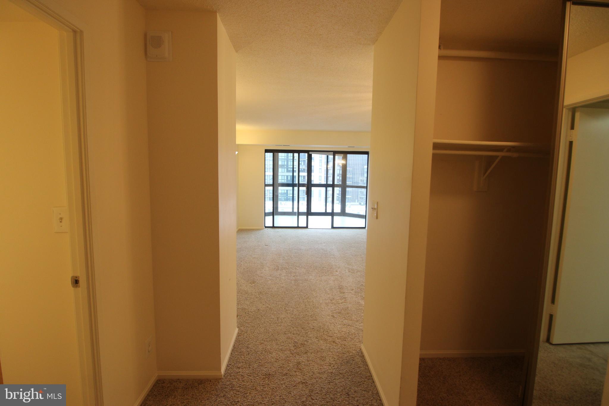 1600 N OAK STREET 1229