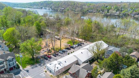 Photo of 77 S Union Street, LAMBERTVILLE, NJ 08530 (MLS # NJHT2004776)