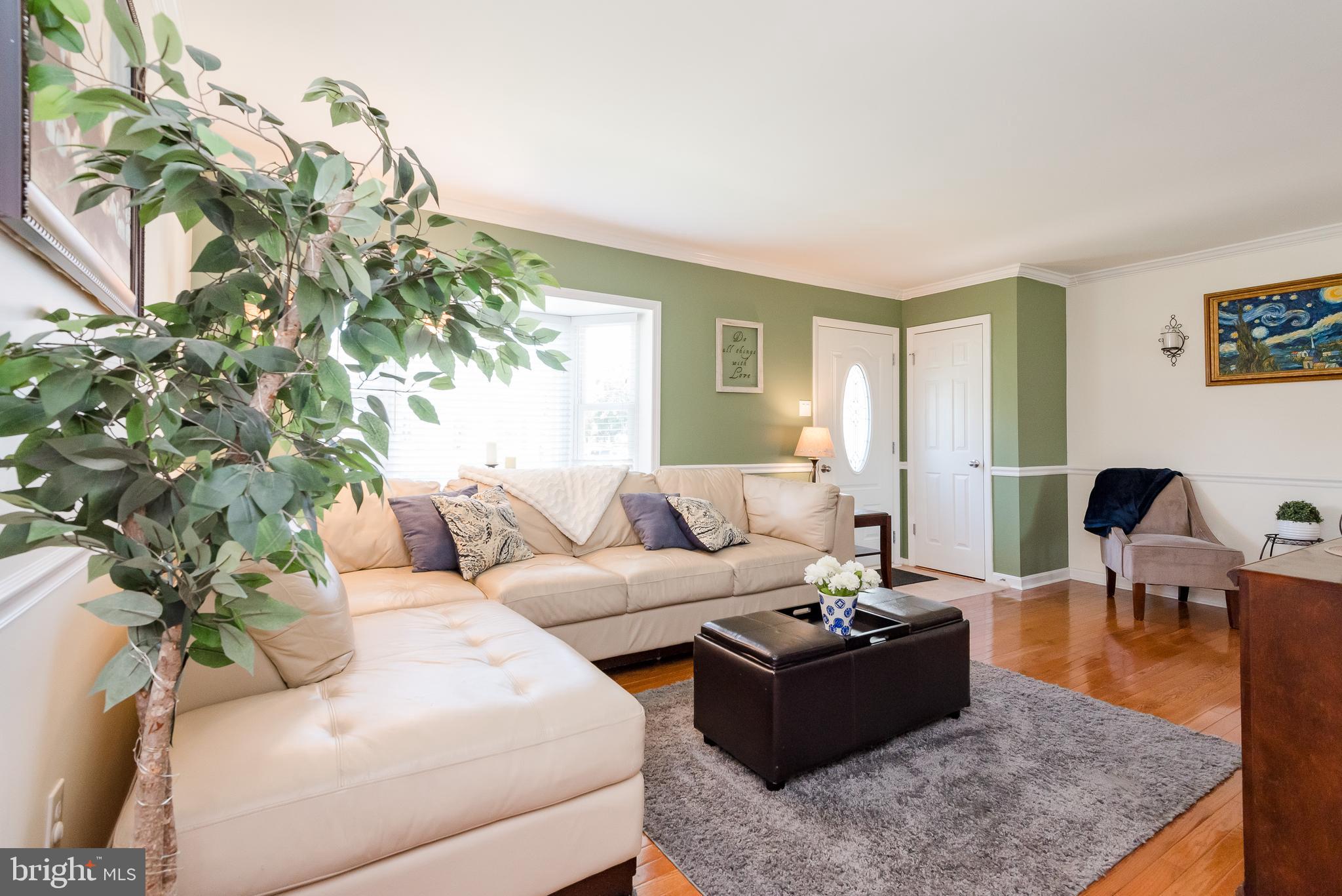 ELIZABETHS LANDING - Residential