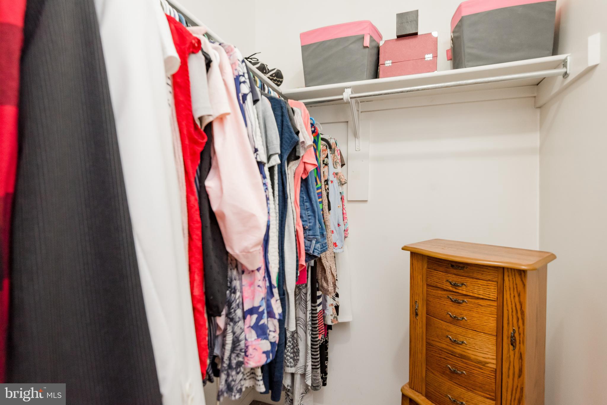 ELIZABETHS LANDING - Residential