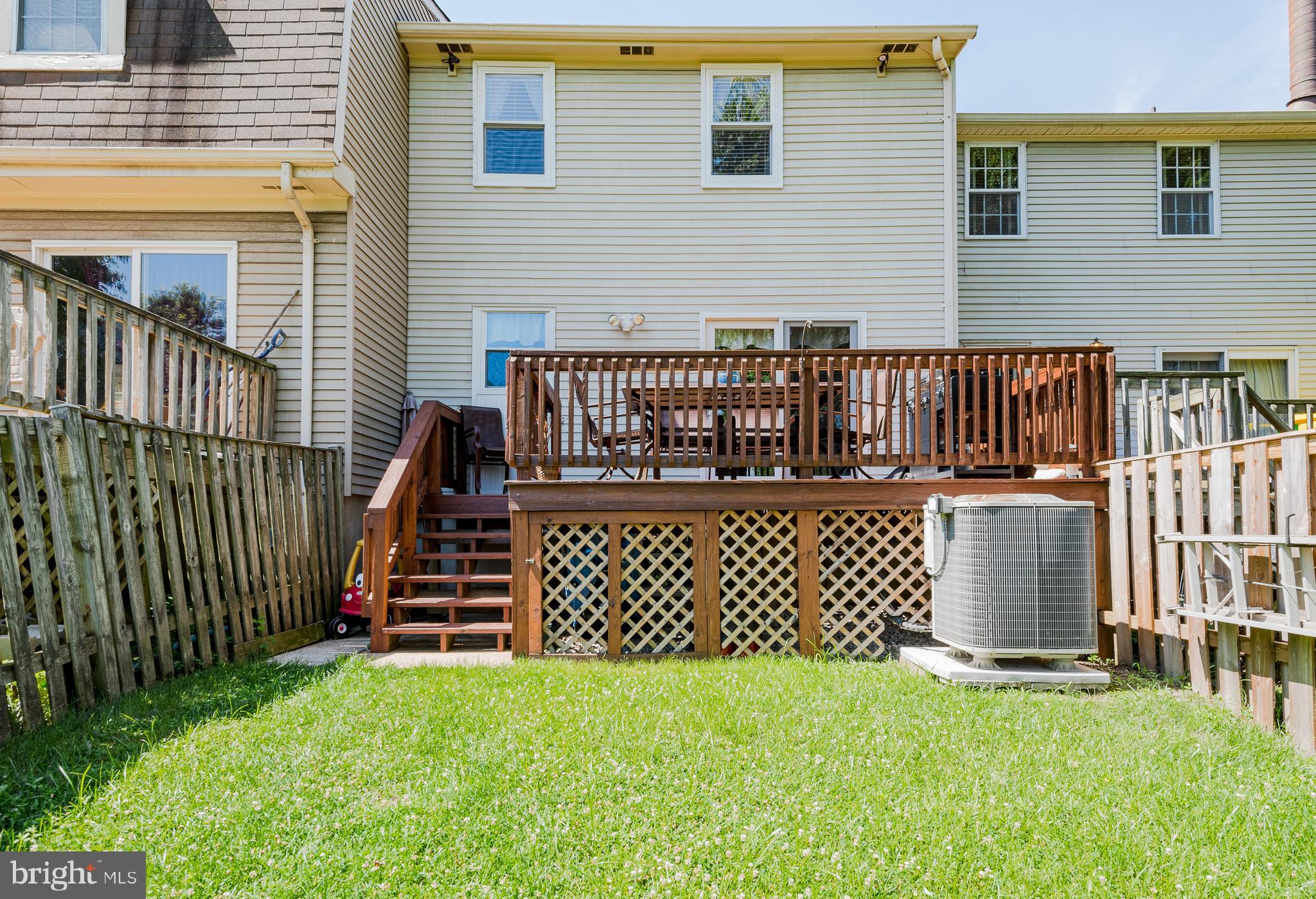 ELIZABETHS LANDING - Residential