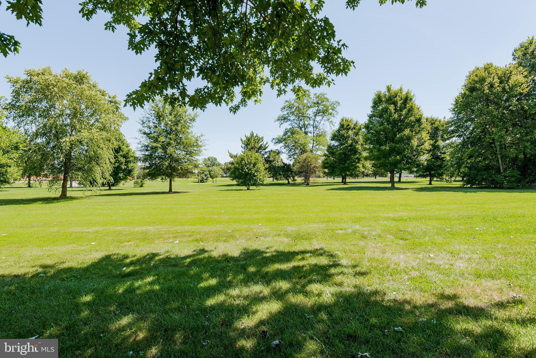 ELIZABETHS LANDING - Residential