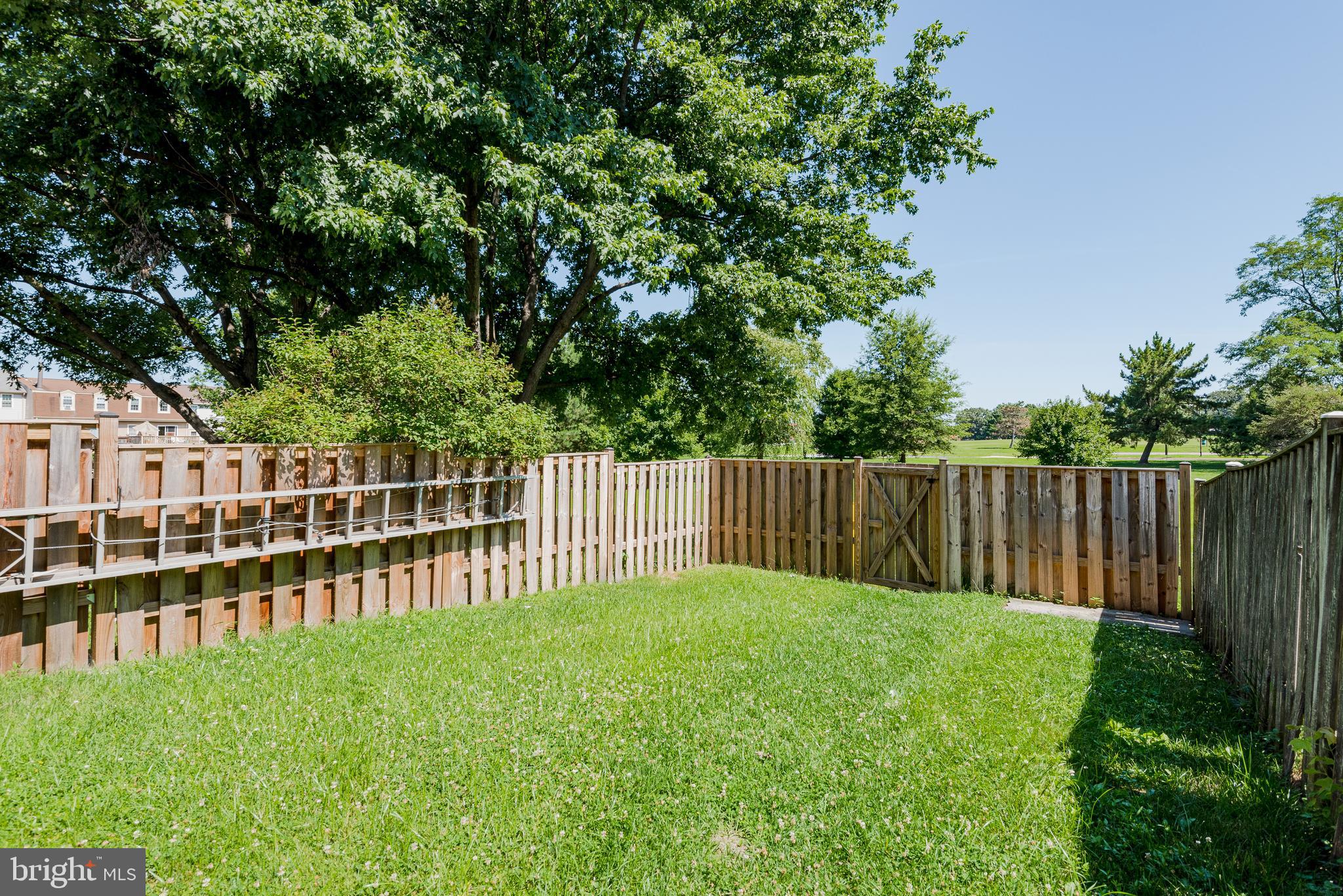 ELIZABETHS LANDING - Residential