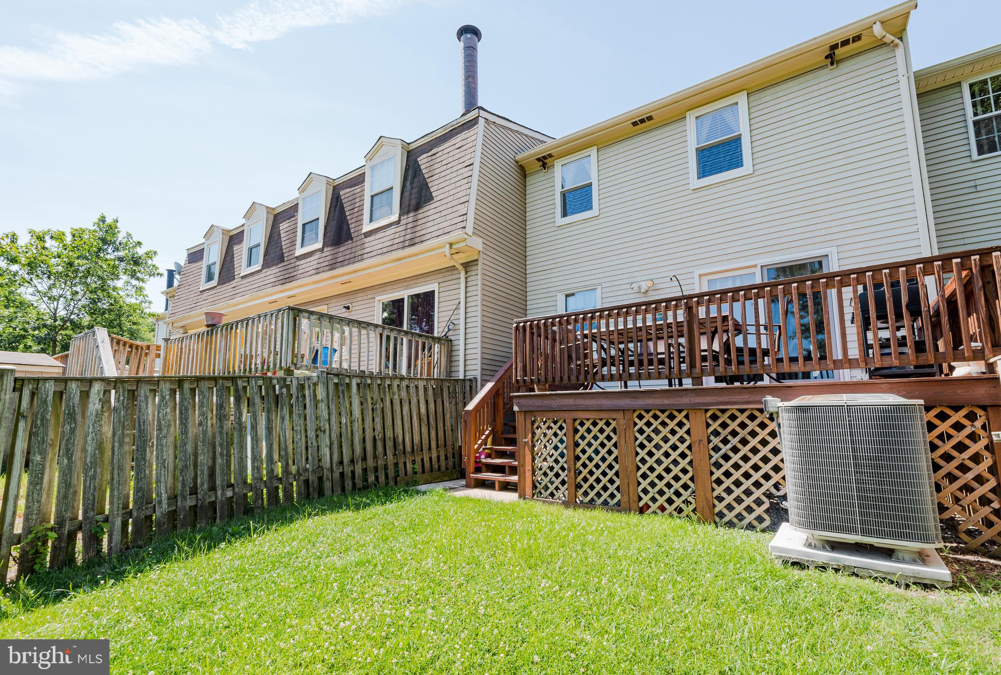 ELIZABETHS LANDING - Residential