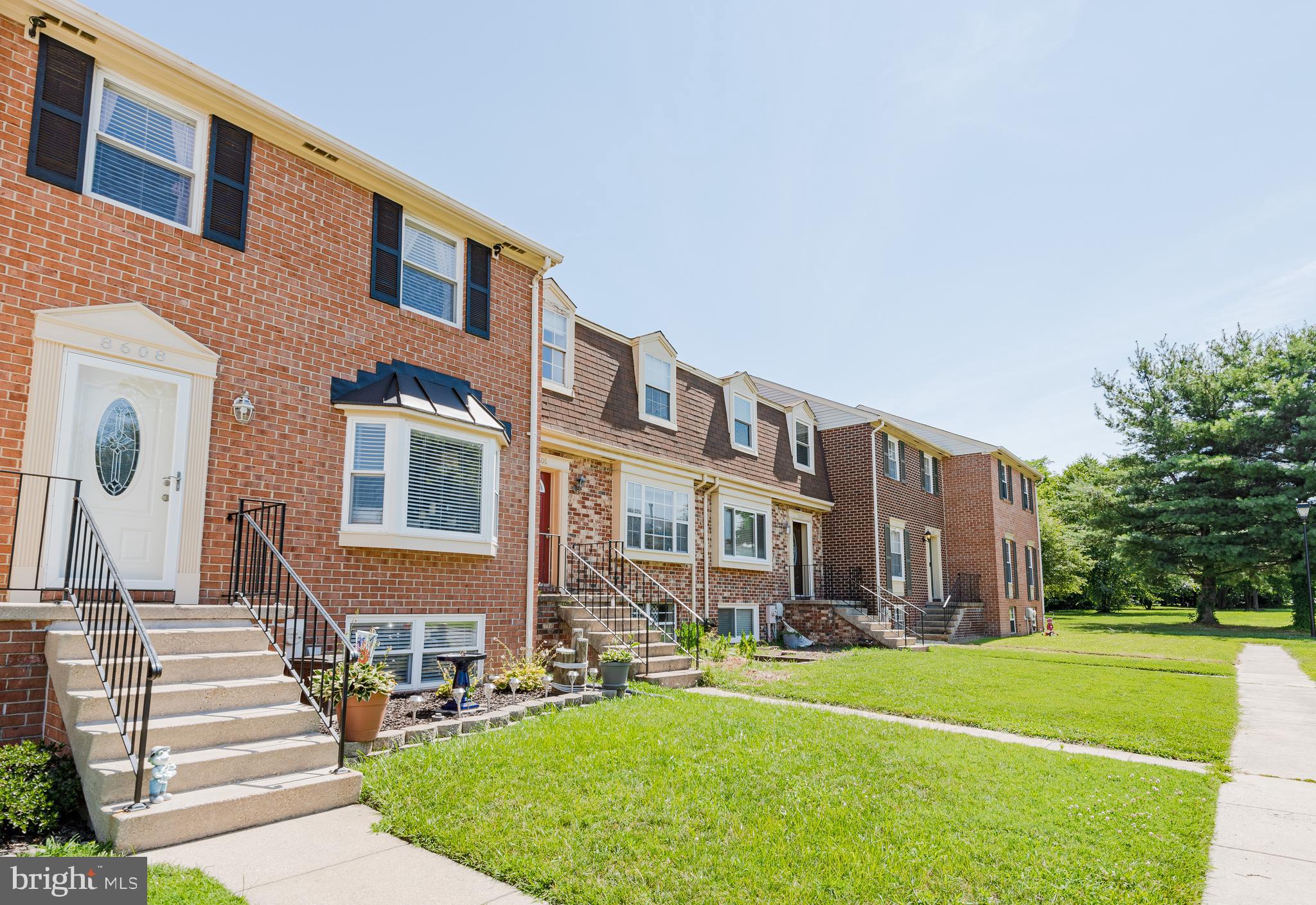 ELIZABETHS LANDING - Residential