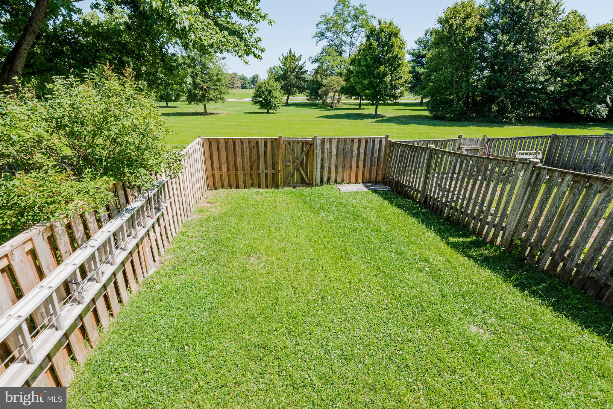 ELIZABETHS LANDING - Residential