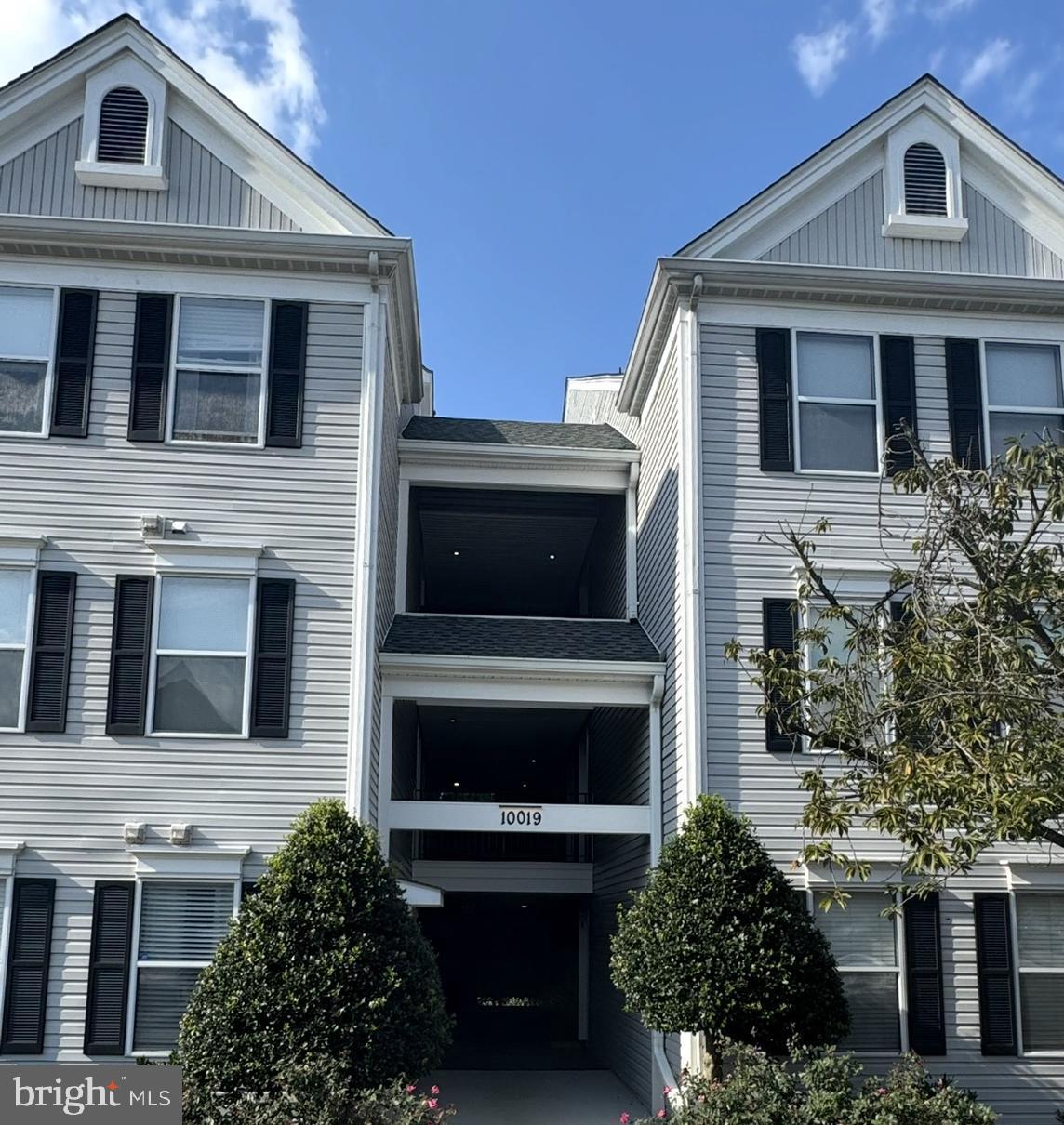 10019 VANDERBILT UNIT 7