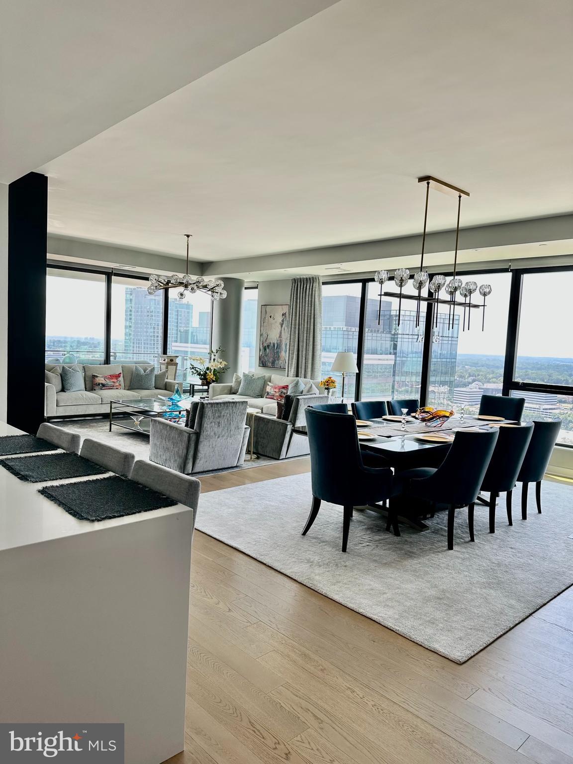 THE BORO TYSONS - Residential