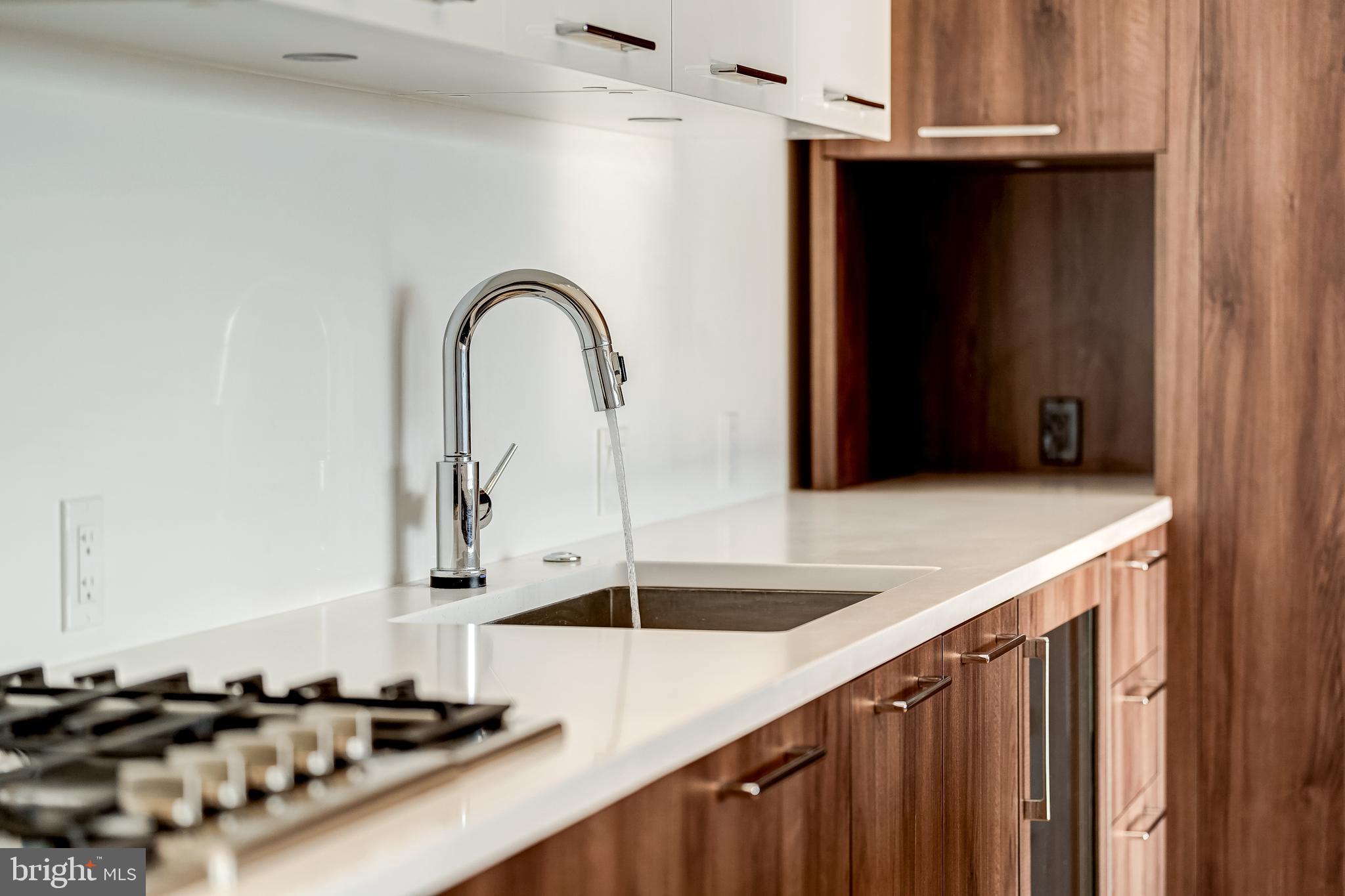 THE BORO TYSONS - Residential