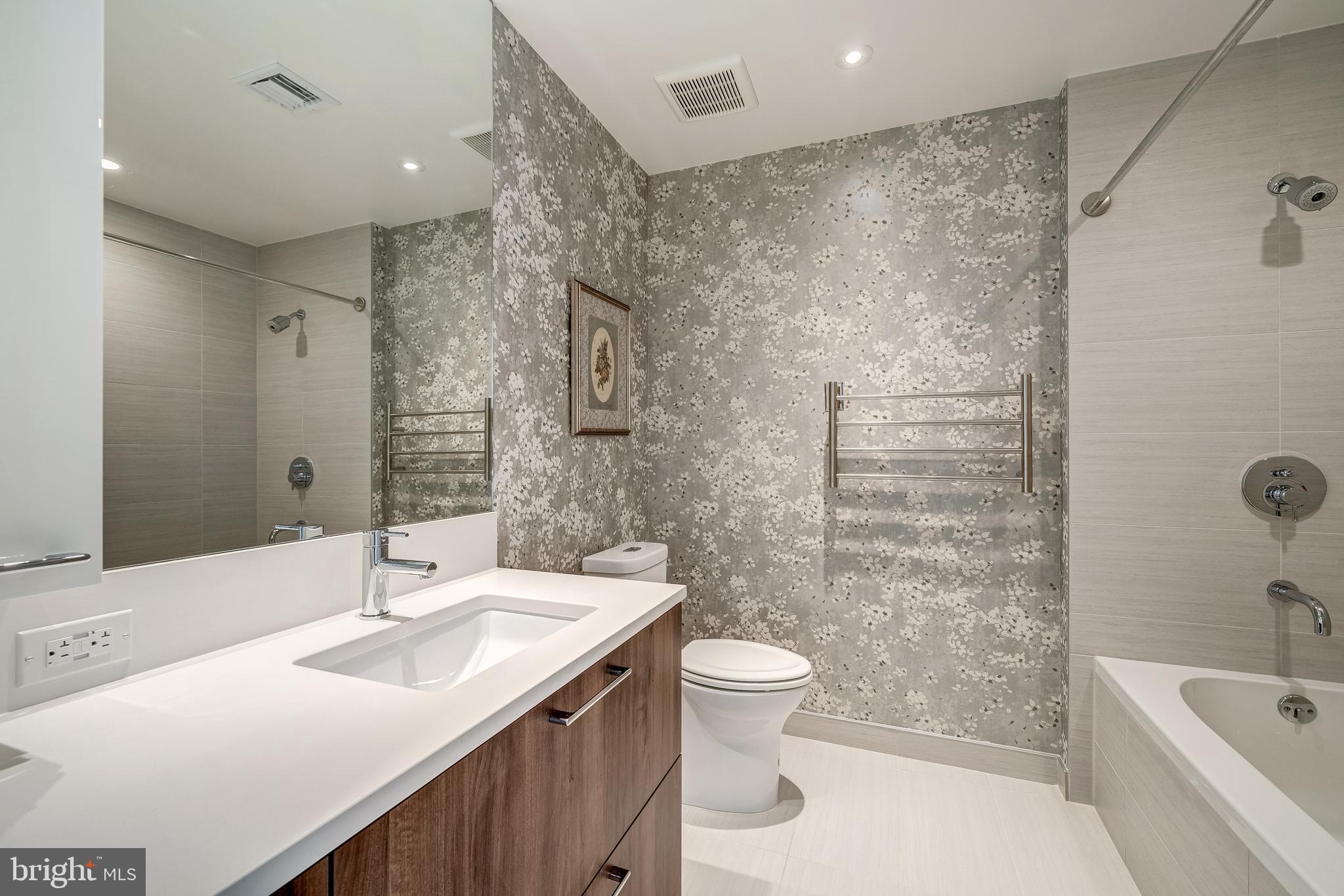 THE BORO TYSONS - Residential