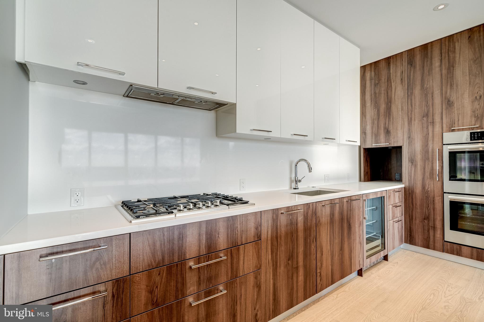 THE BORO TYSONS - Residential