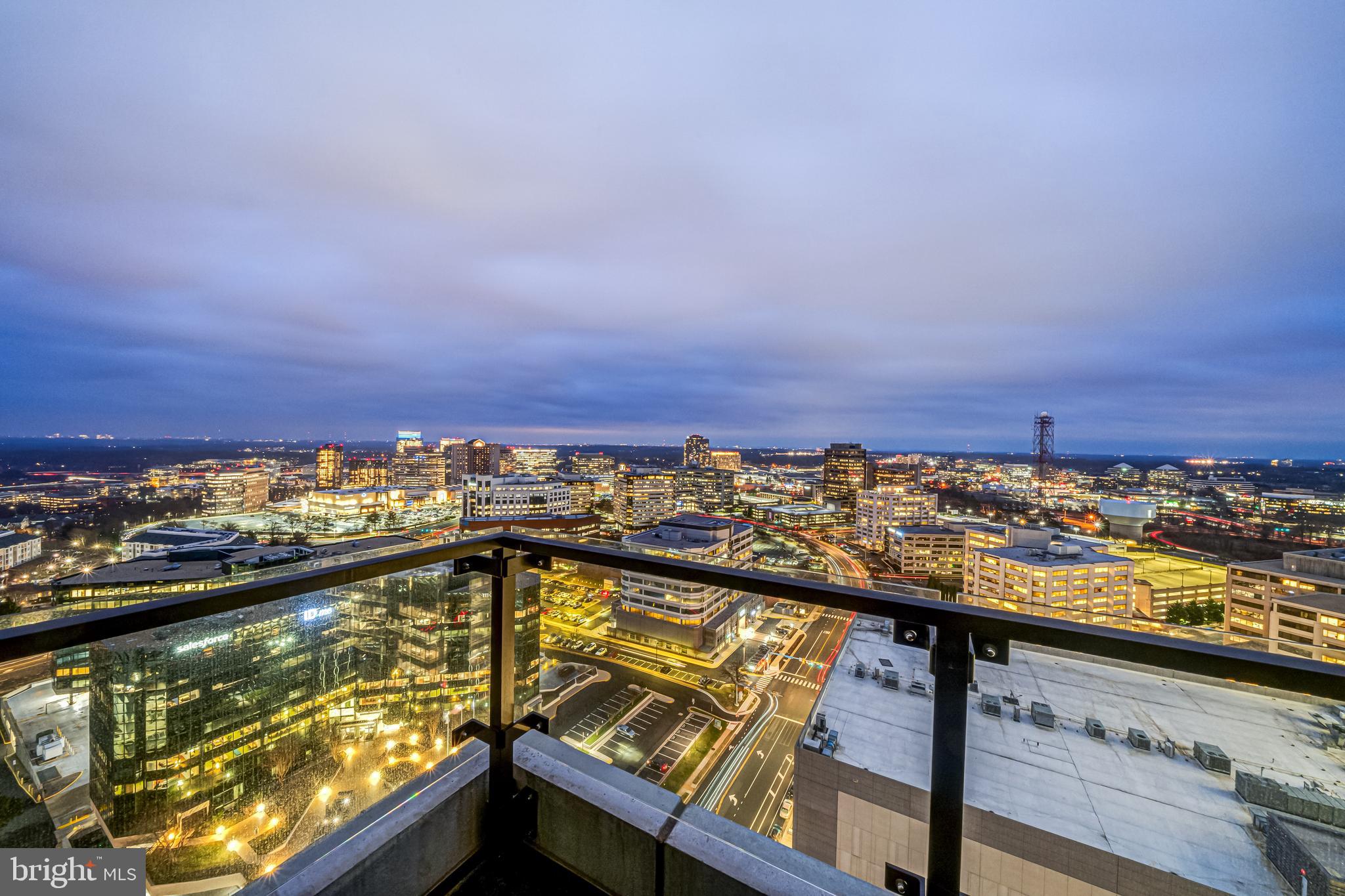 THE BORO TYSONS - Residential