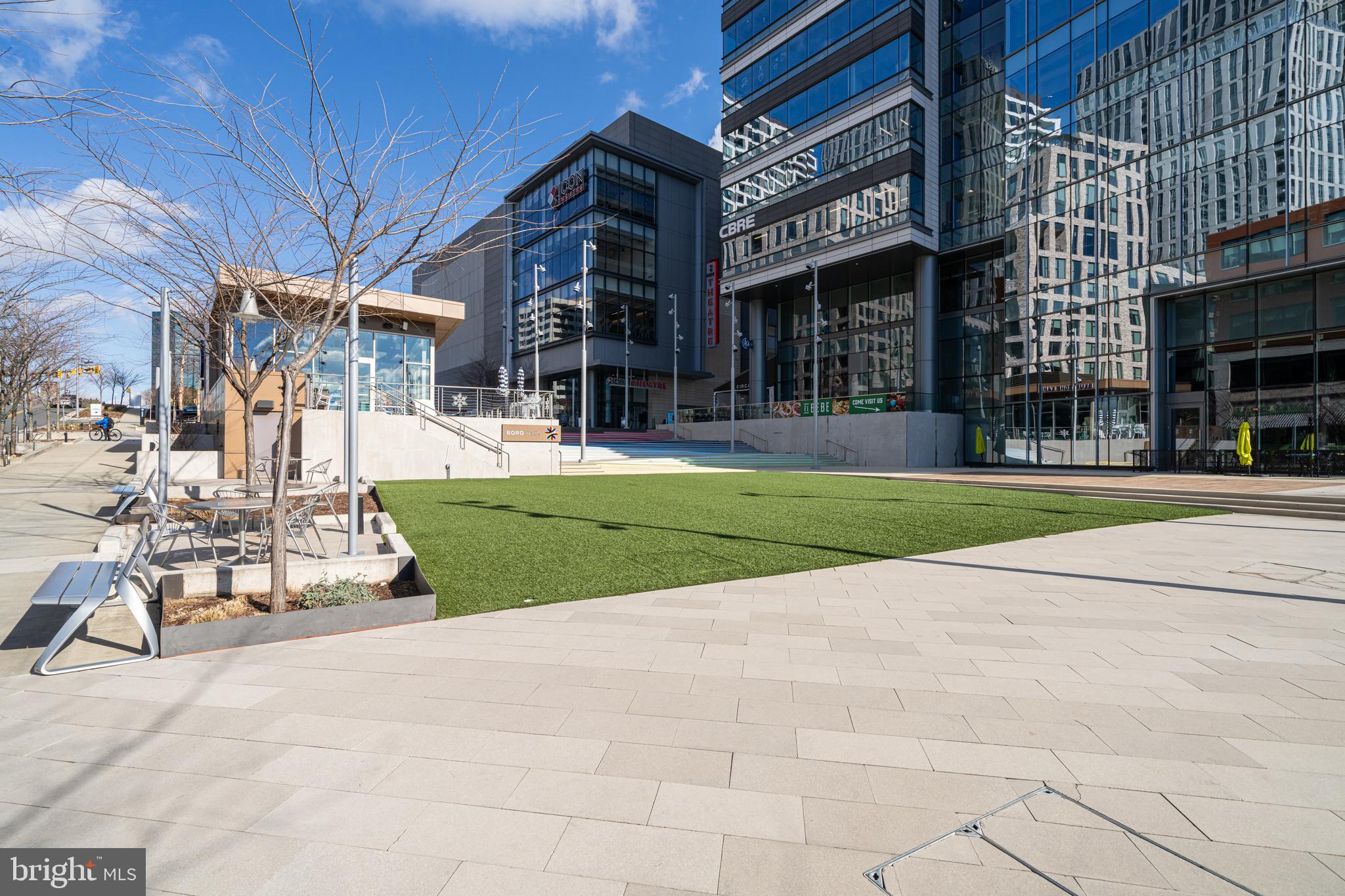 THE BORO TYSONS - Residential