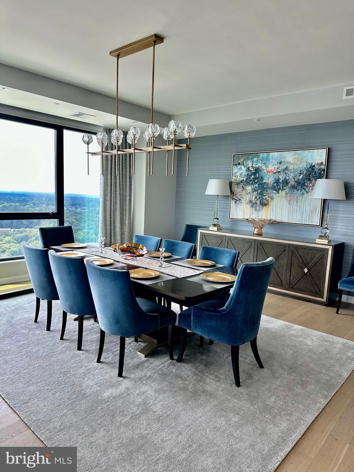 THE BORO TYSONS - Residential