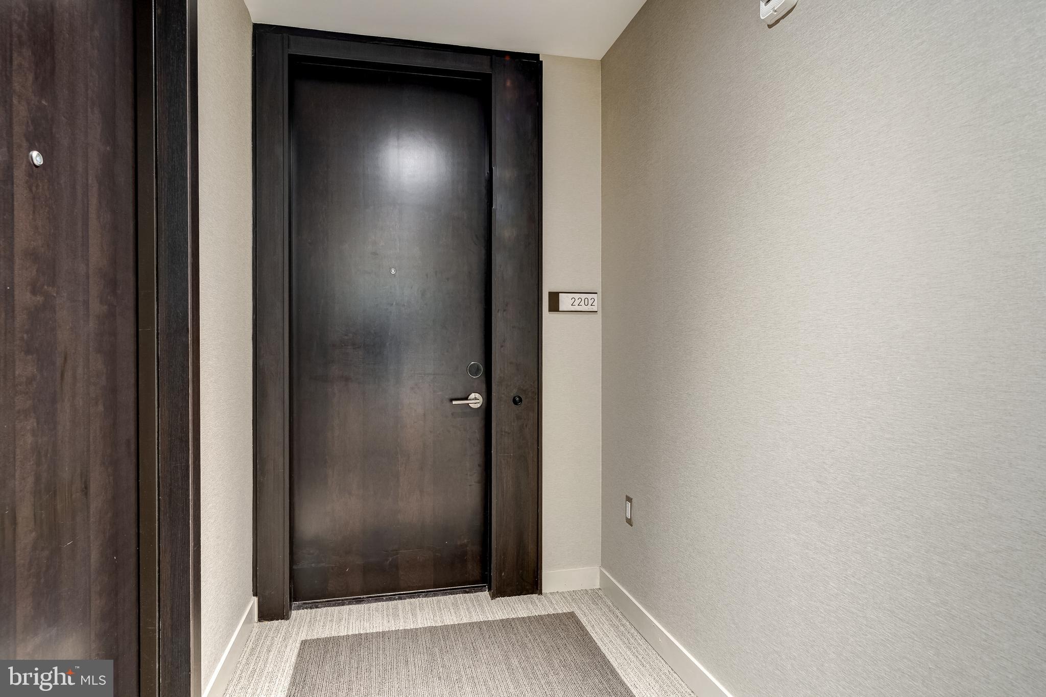 THE BORO TYSONS - Residential