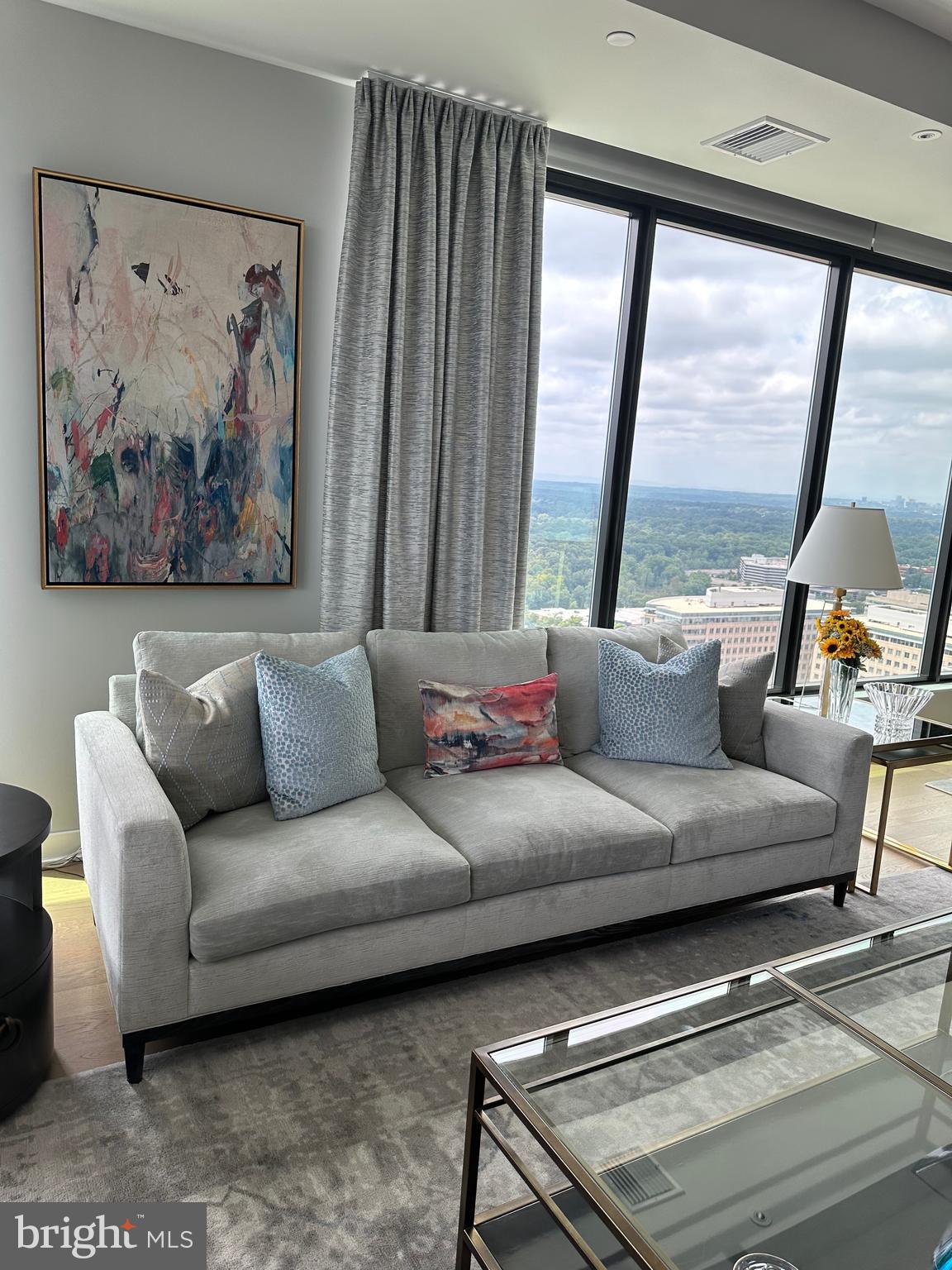 THE BORO TYSONS - Residential