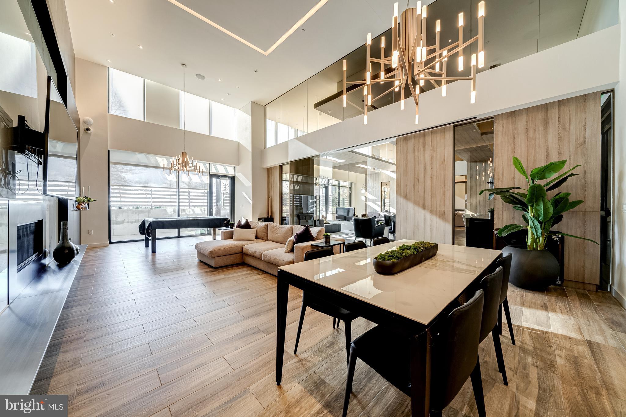 THE BORO TYSONS - Residential