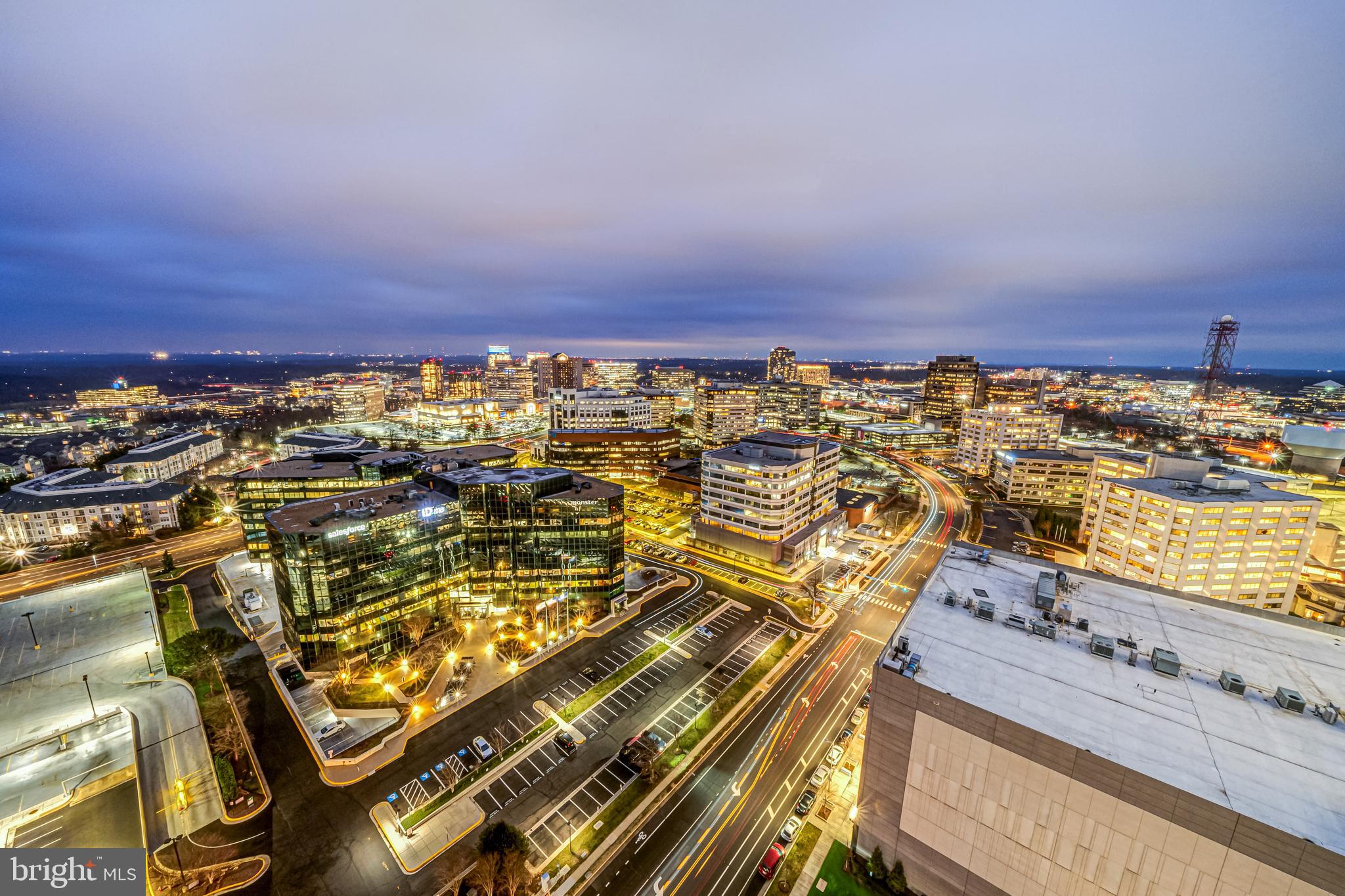 THE BORO TYSONS - Residential