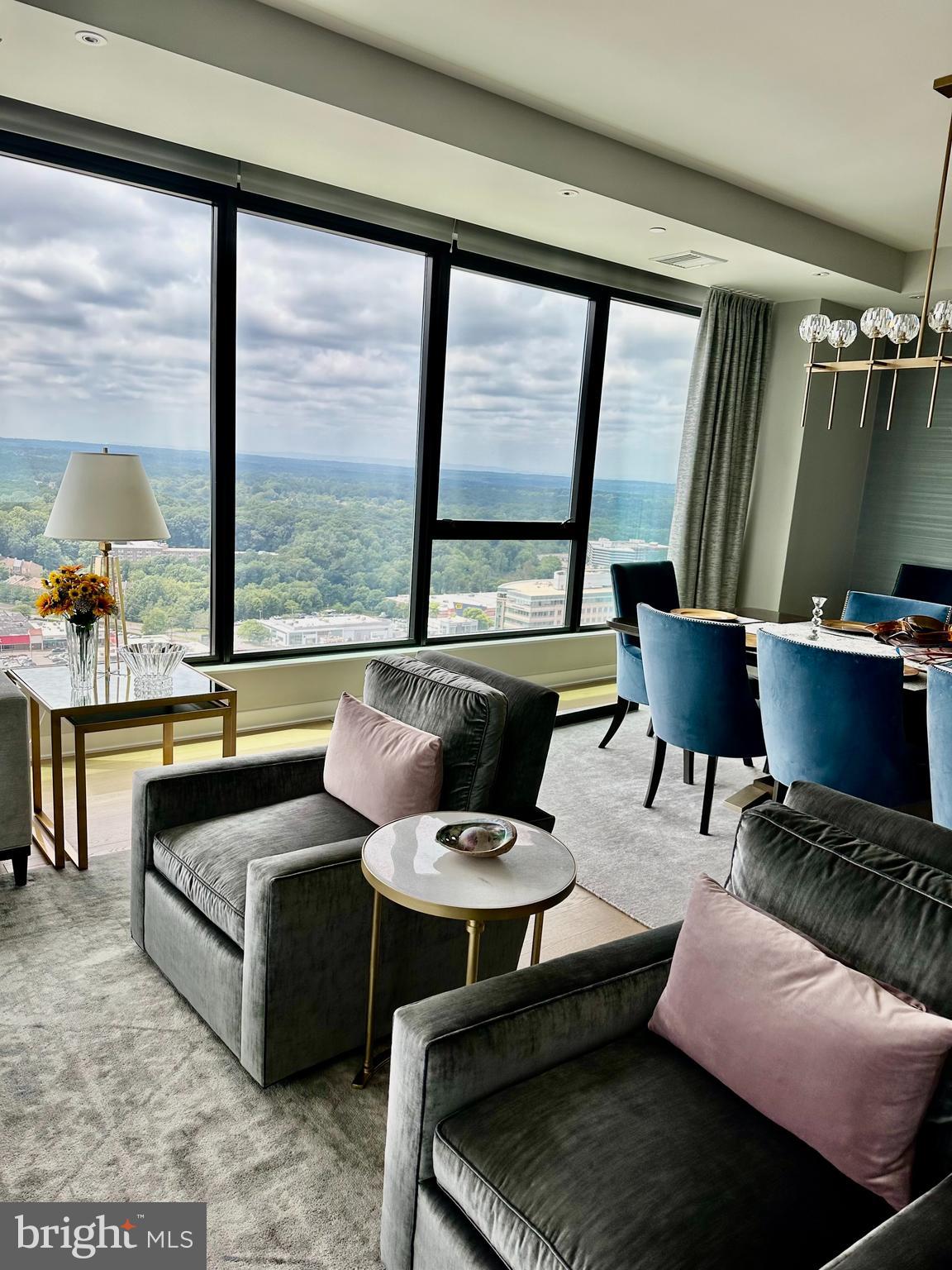 THE BORO TYSONS - Residential