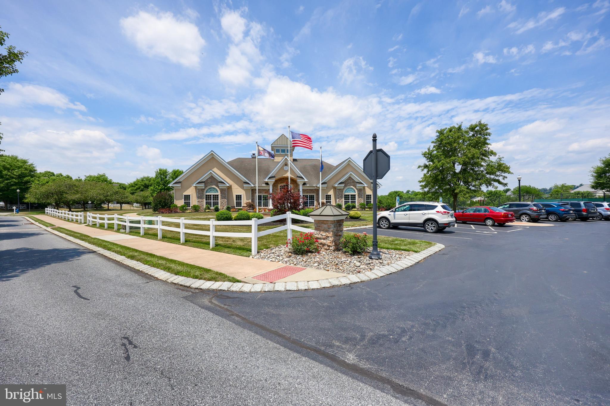 FOUR SEASONS AT ELM TREE - Residential