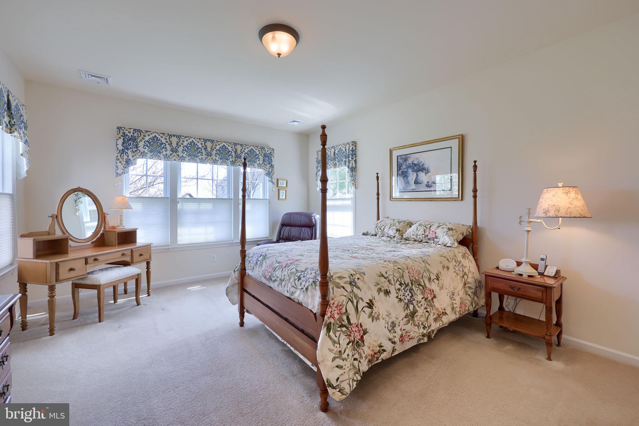 FOUR SEASONS AT ELM TREE - Residential