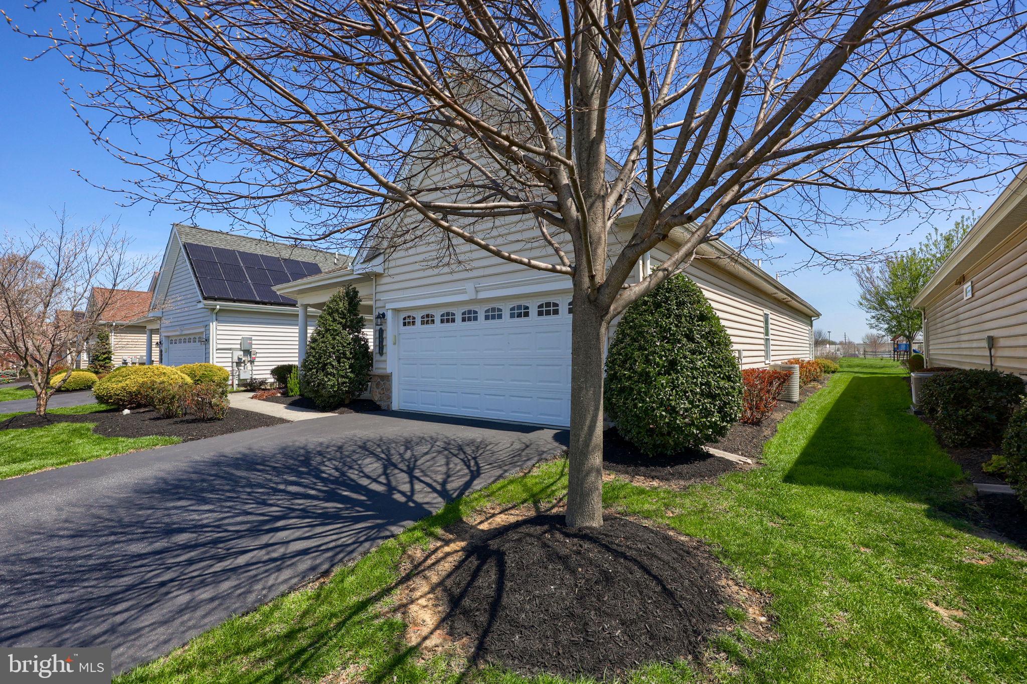 FOUR SEASONS AT ELM TREE - Residential