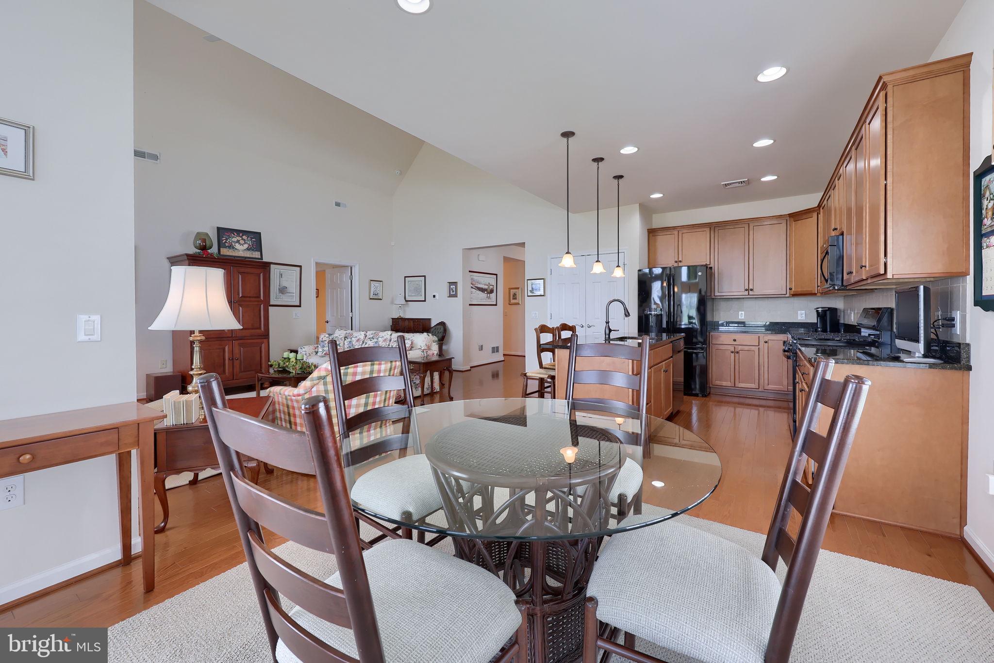 FOUR SEASONS AT ELM TREE - Residential