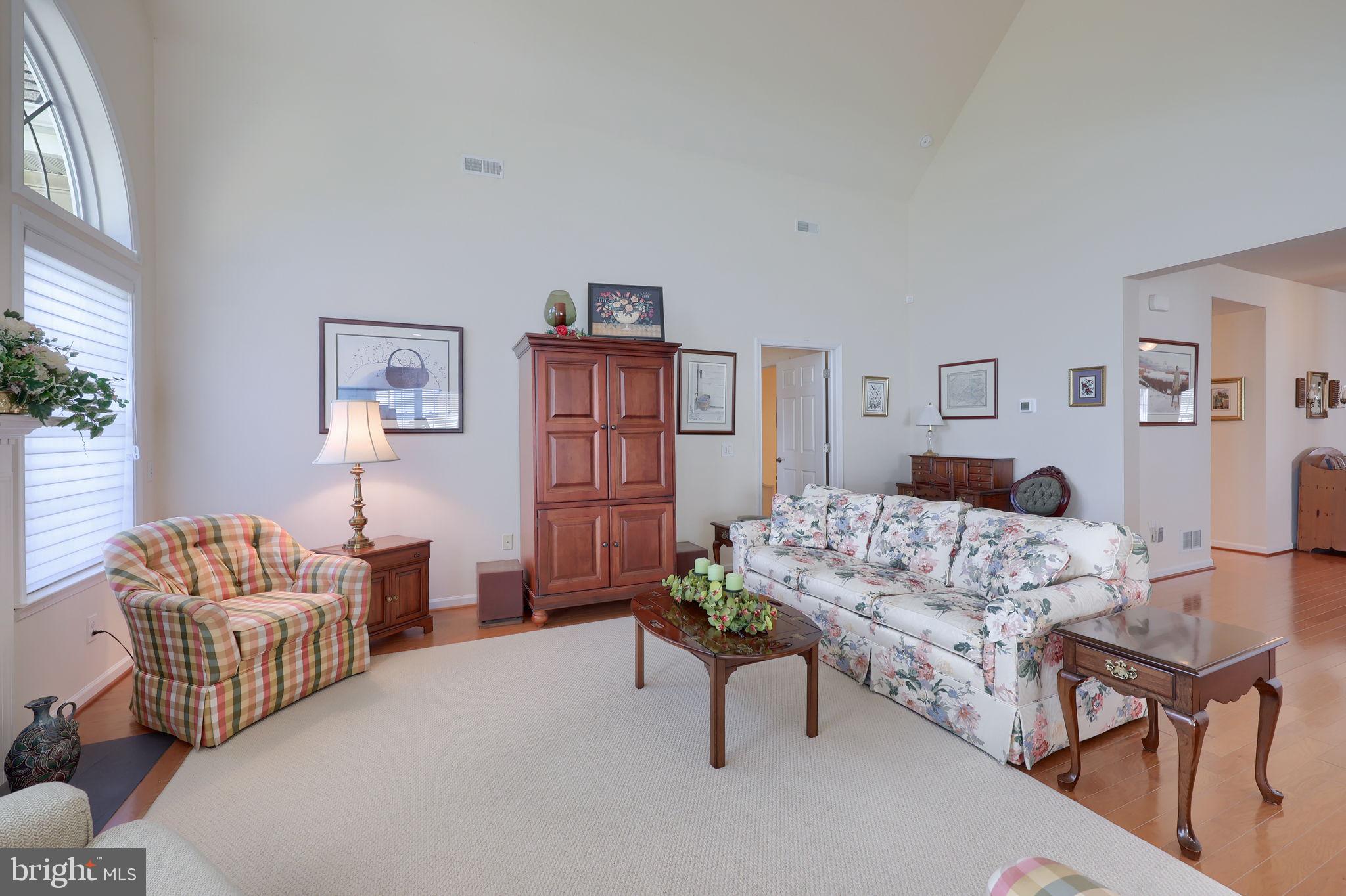 FOUR SEASONS AT ELM TREE - Residential