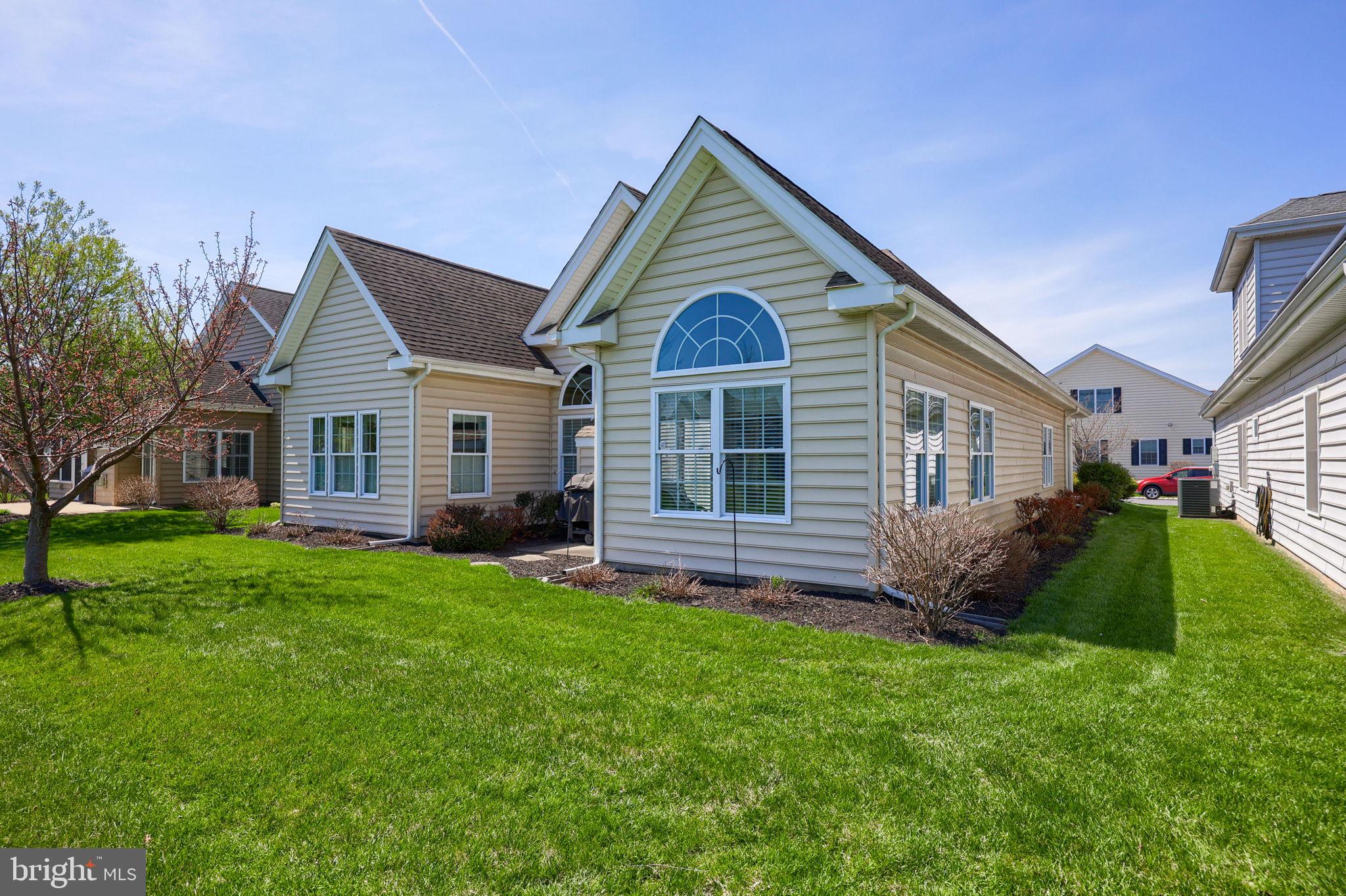 FOUR SEASONS AT ELM TREE - Residential