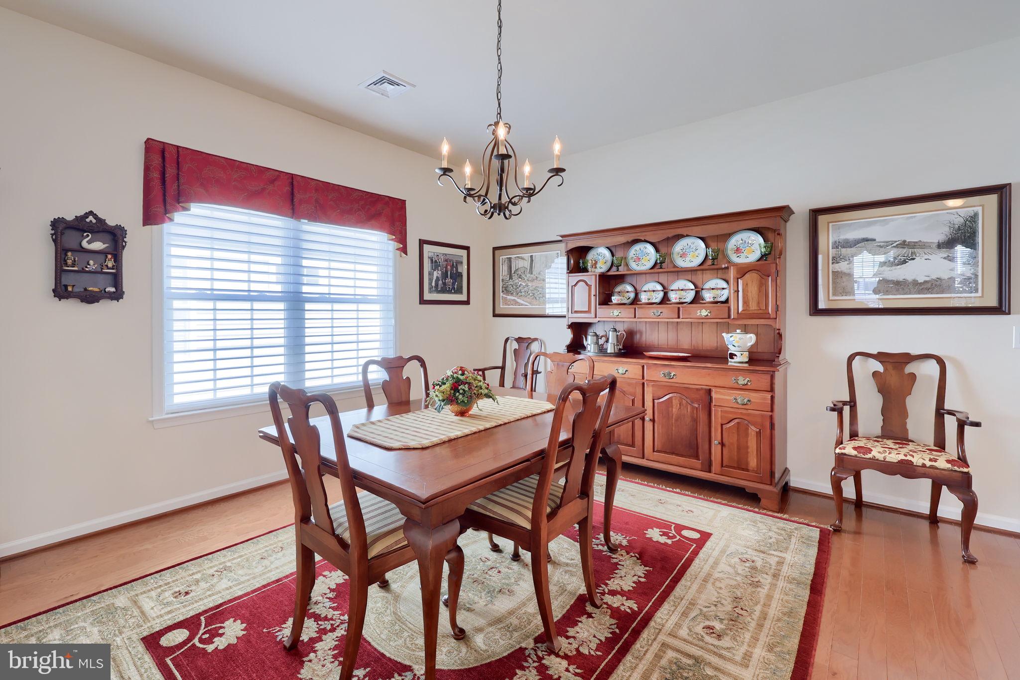 FOUR SEASONS AT ELM TREE - Residential