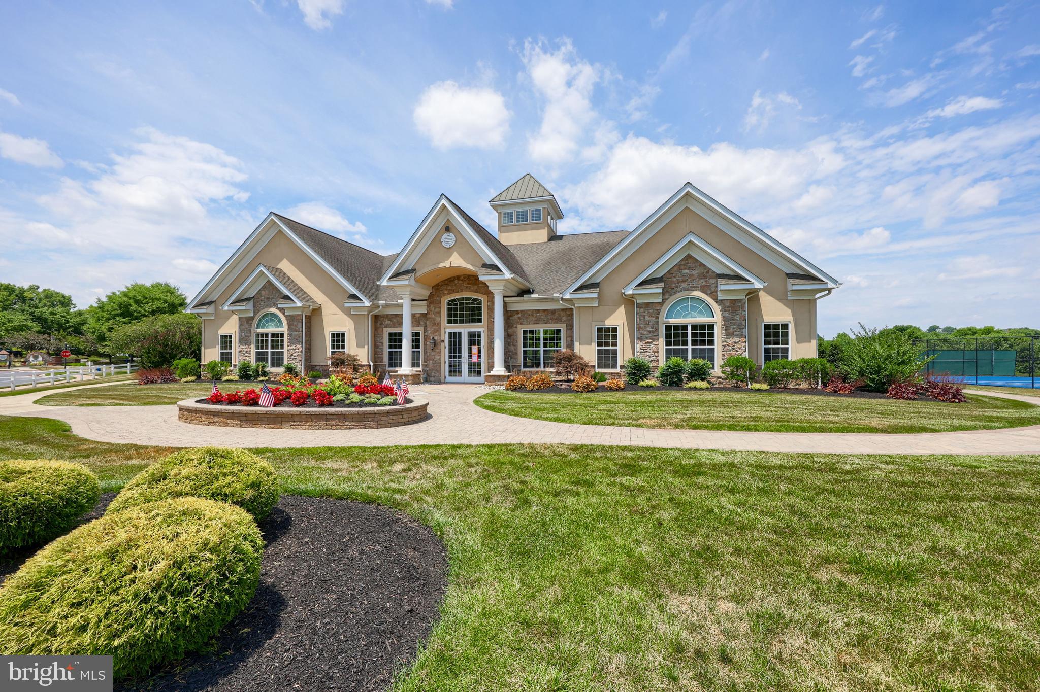 FOUR SEASONS AT ELM TREE - Residential