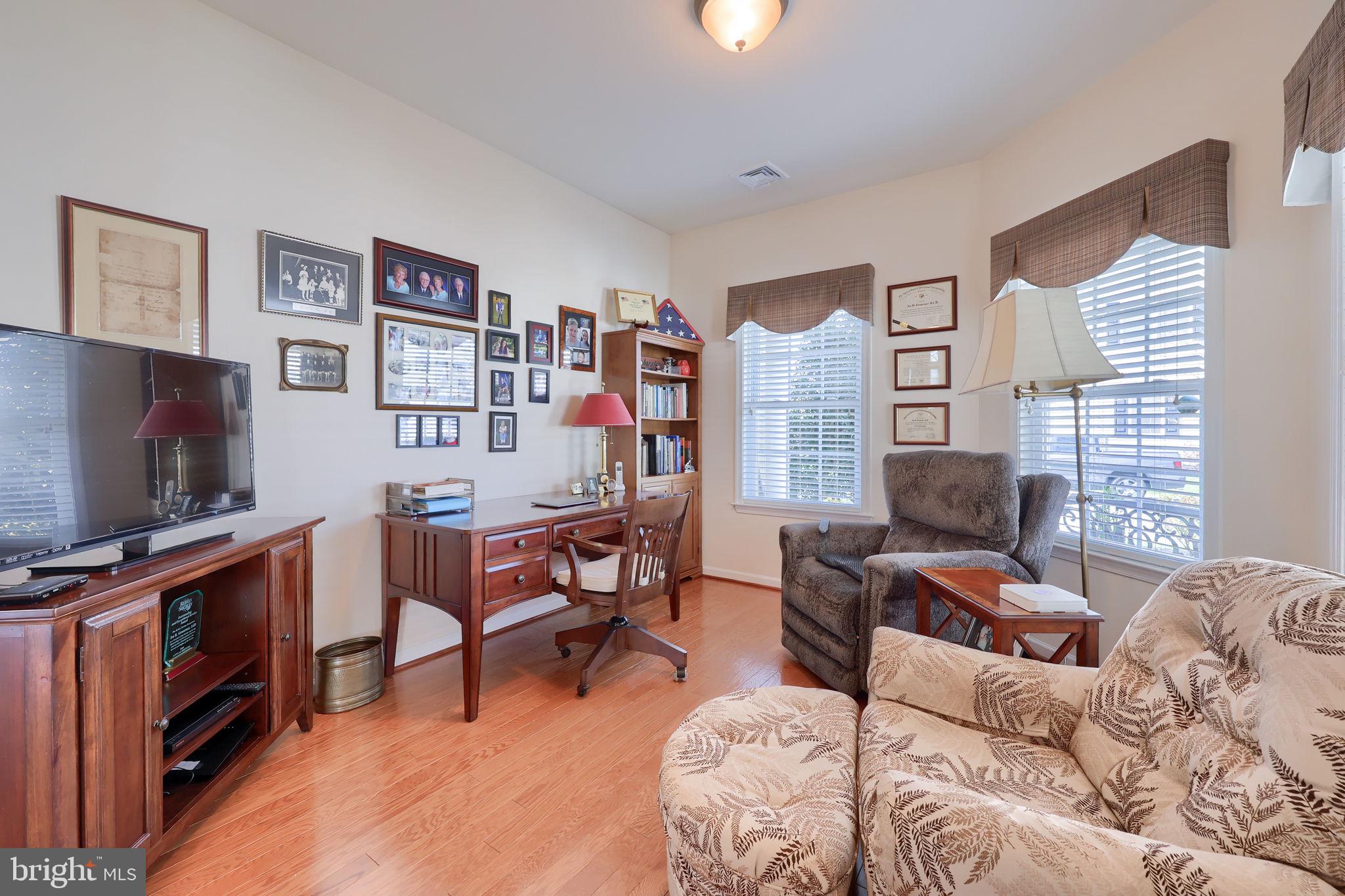 FOUR SEASONS AT ELM TREE - Residential